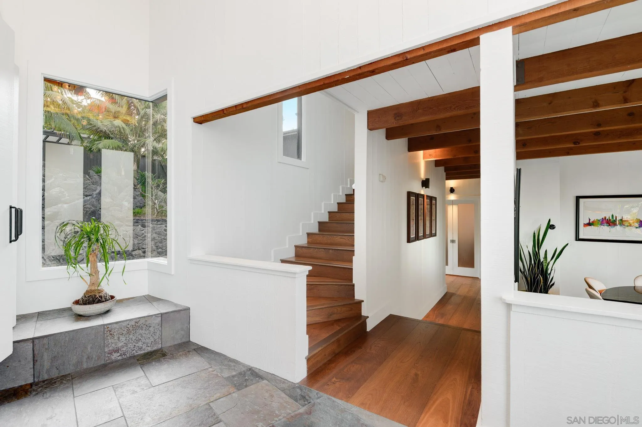 https://cdn.realtyfeed.com/cdn/127/260012423/9aef22c2e7adb4fab538f565e27a90af.webp