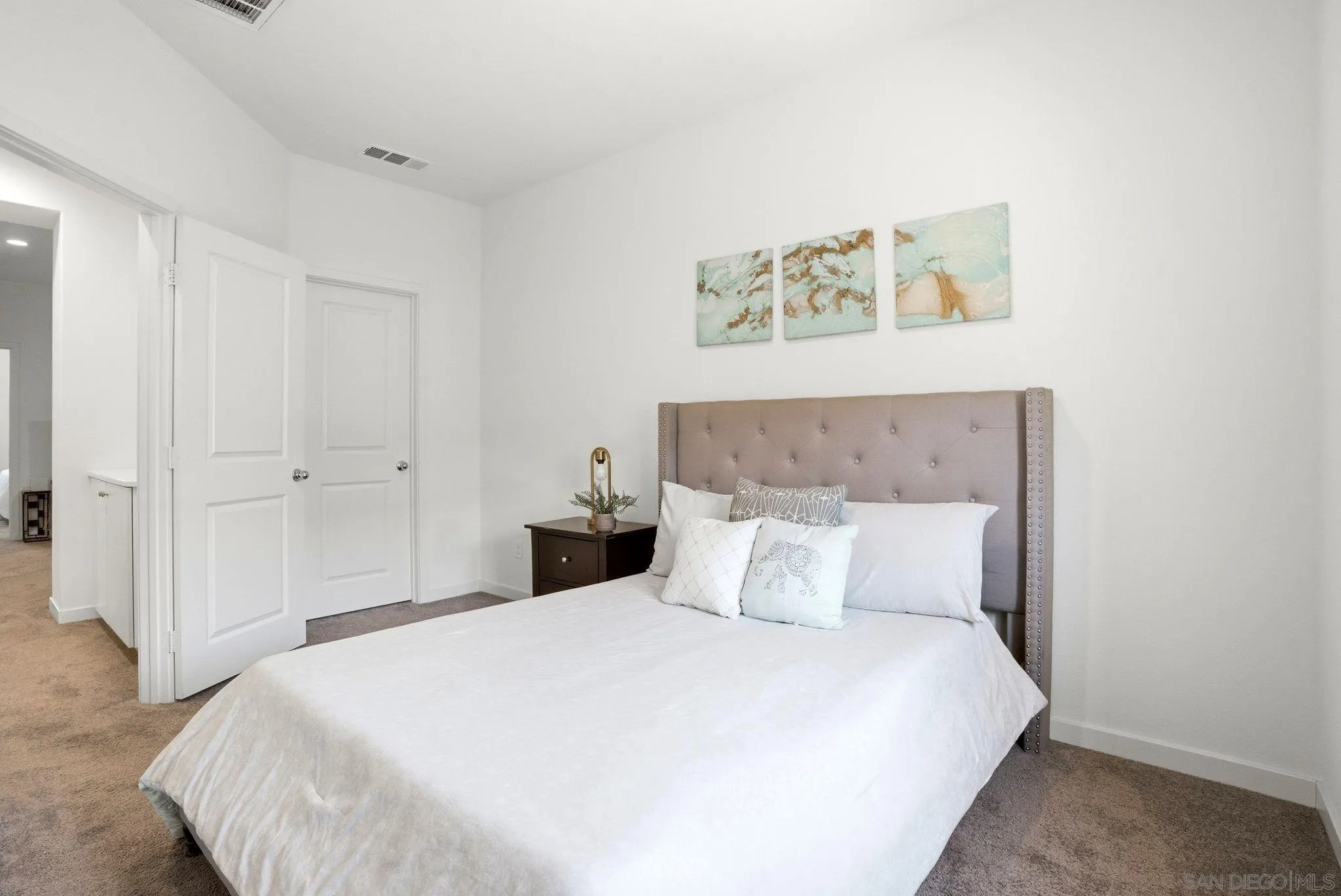Photo #16: 260012424 Listing: Photo #16