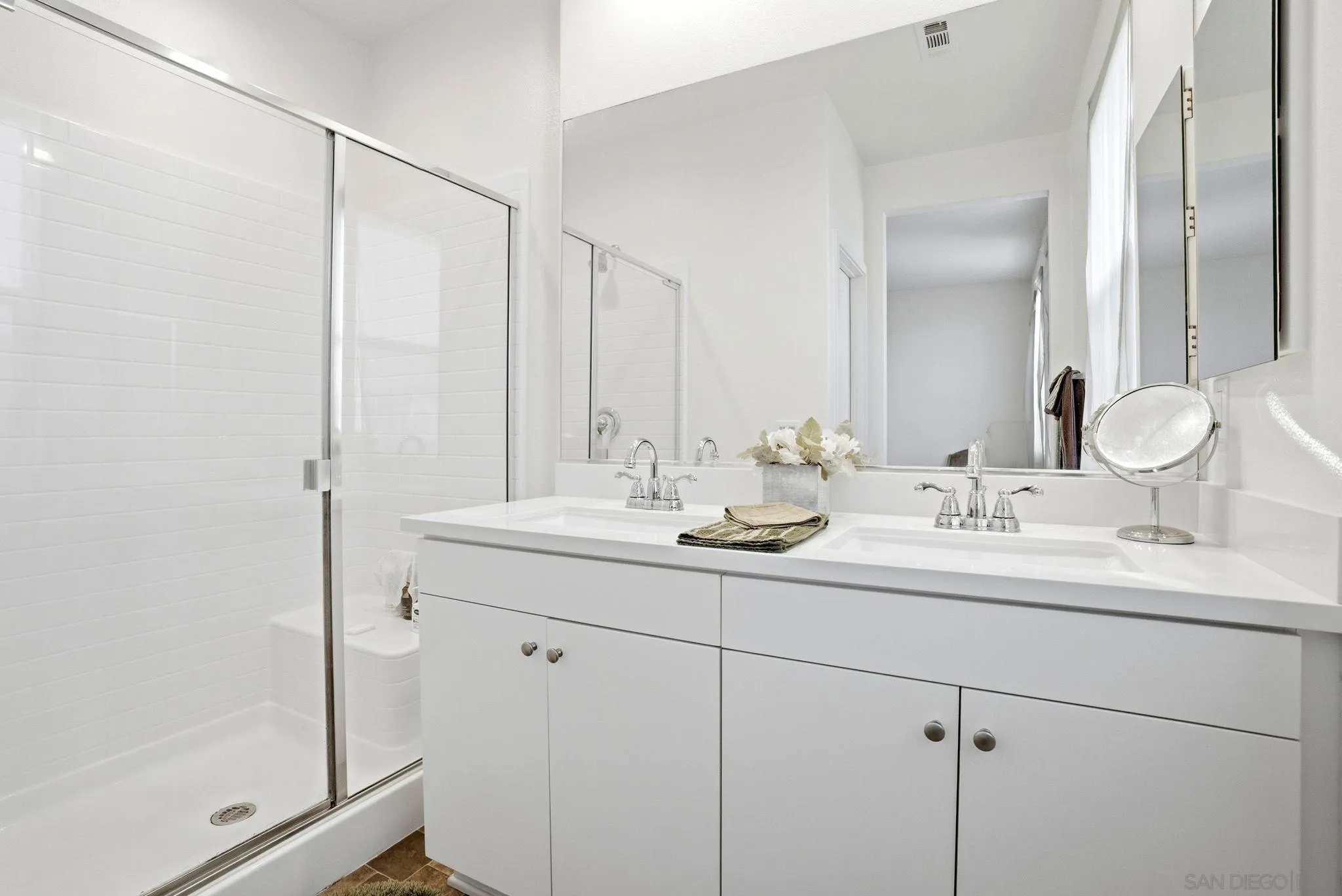 Photo #12: 260012424 Listing: Photo #12