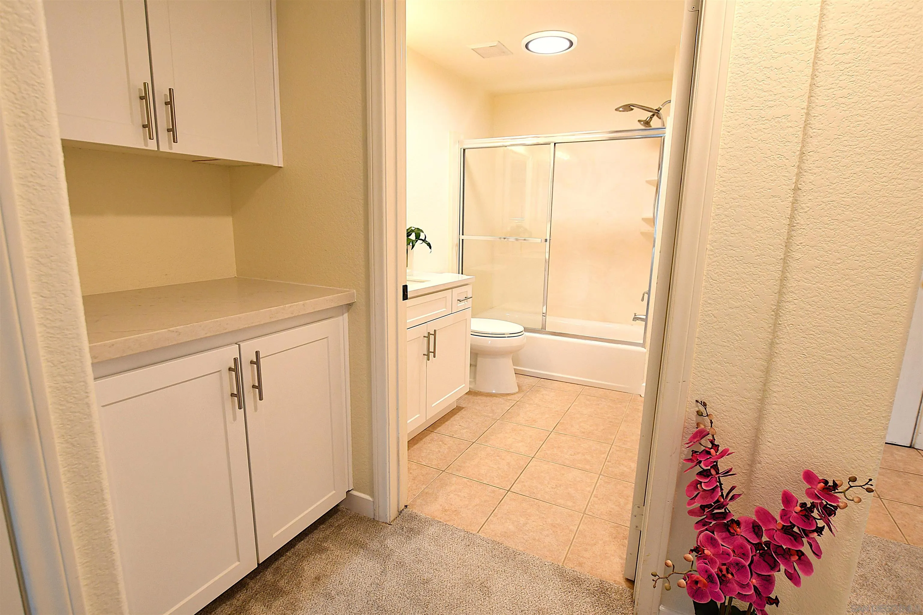 Photo #32: 260012426 Listing: Photo #32