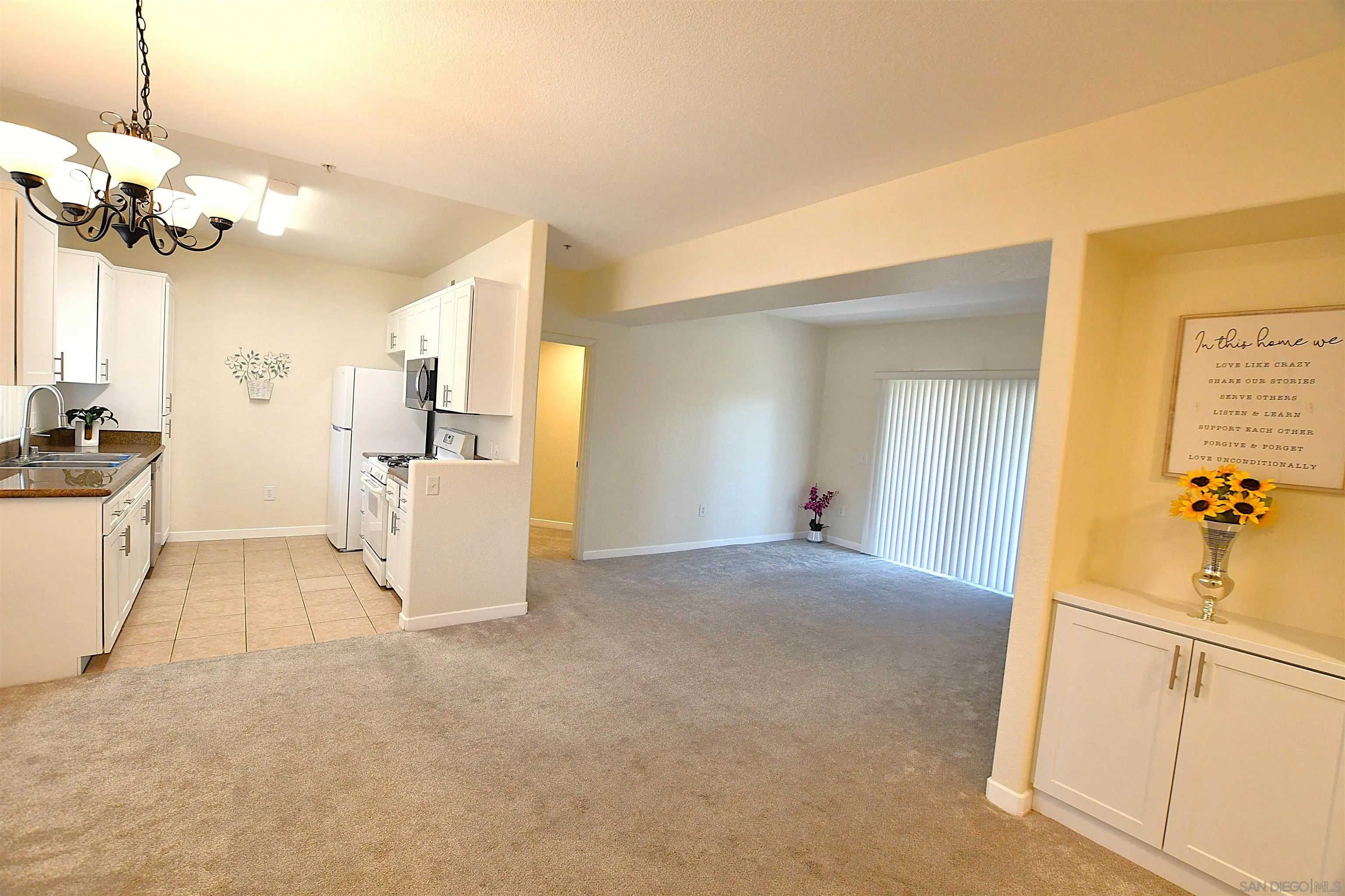 Photo #23: 260012426 Listing: Photo #23