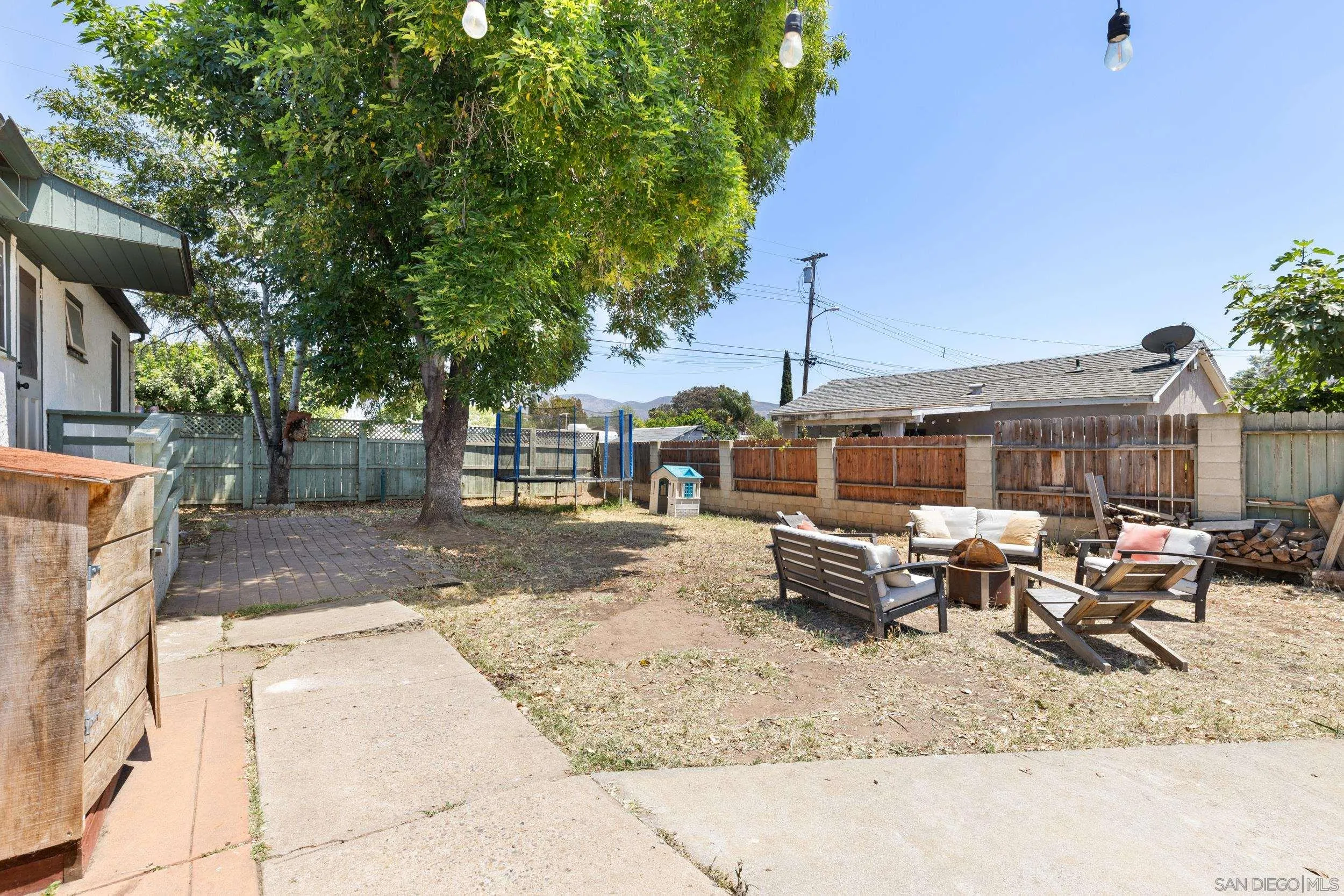 https://cdn.realtyfeed.com/cdn/127/260012427/2149a1fa10a1d528e39d192247463946.webp