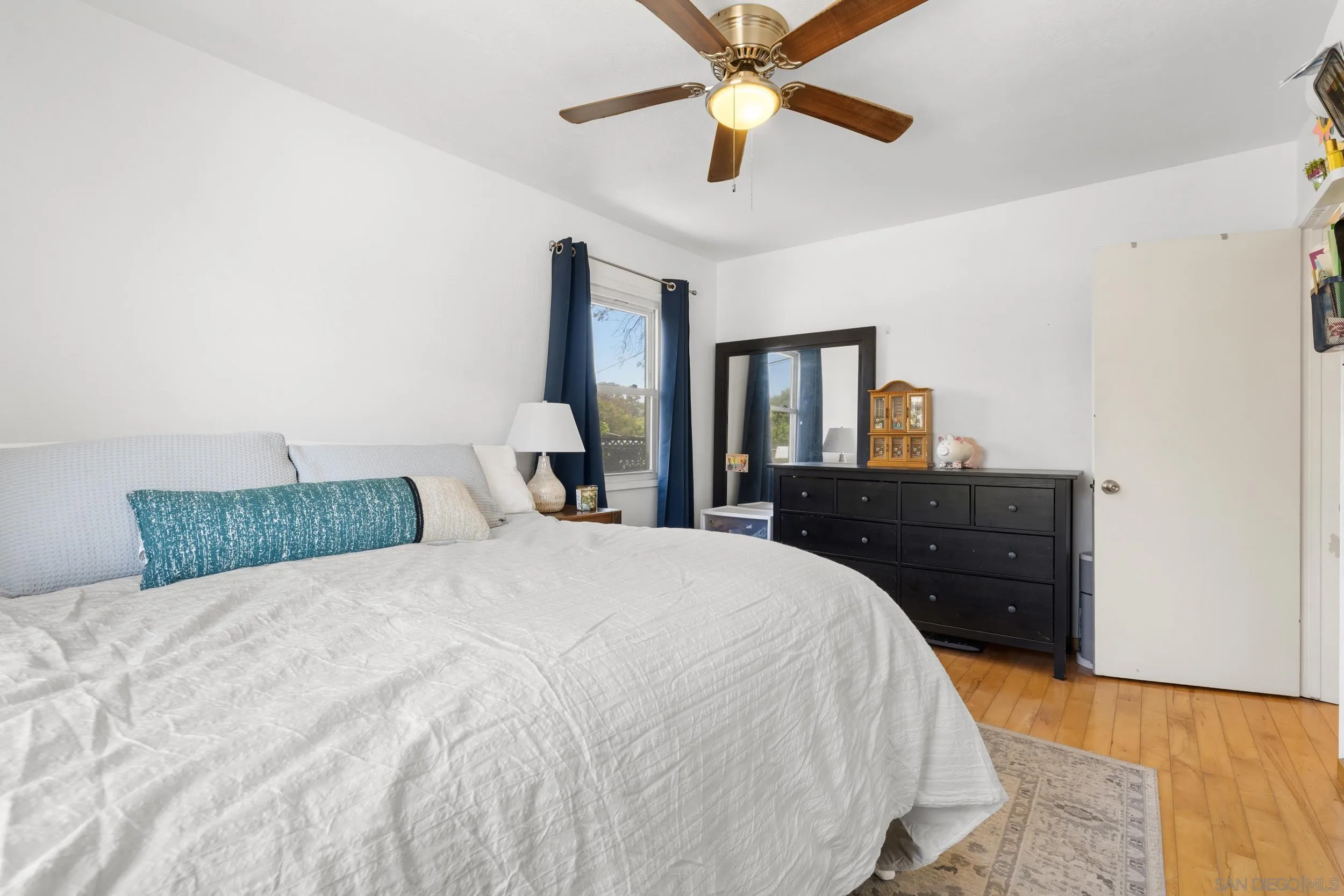 https://cdn.realtyfeed.com/cdn/127/260012427/53ad69f2966180c0d7e7e8d8f2961341.webp