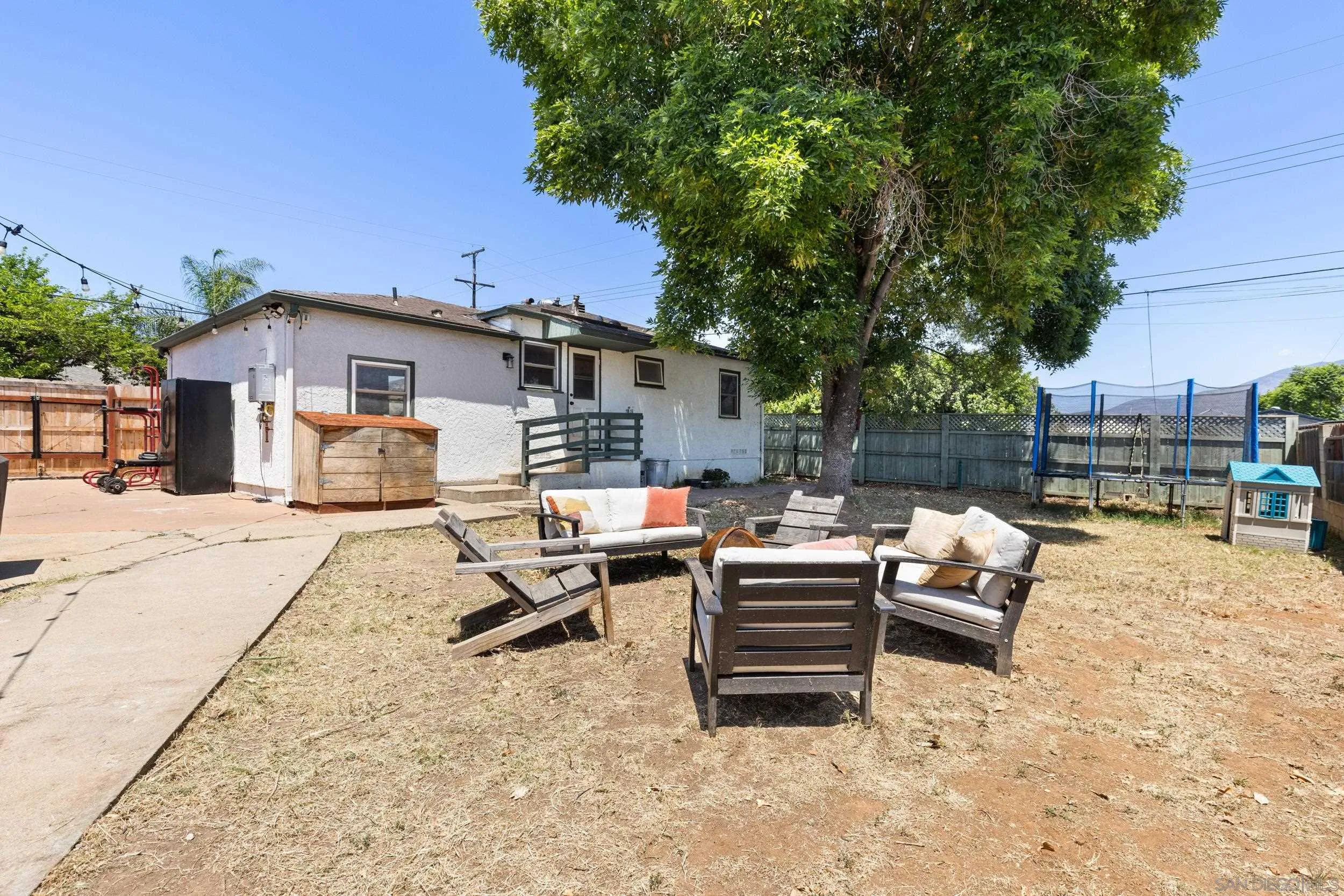 https://cdn.realtyfeed.com/cdn/127/260012427/b57156bbb26bb6c29ec8c0e63091b641.webp