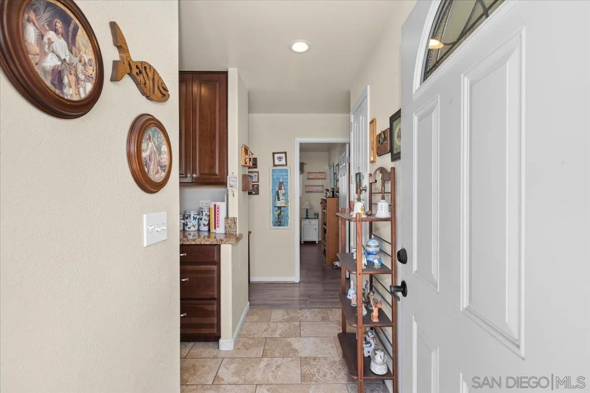 https://cdn.realtyfeed.com/cdn/127/260012431/8d44e3c583373d8acbe7e299261ab0e2.webp