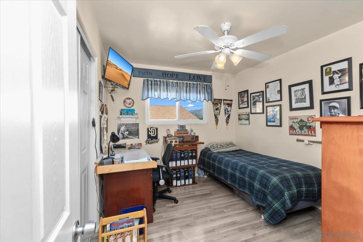 https://cdn.realtyfeed.com/cdn/127/260012431/b2411cac3a14148bf788d13bd033f34b.webp