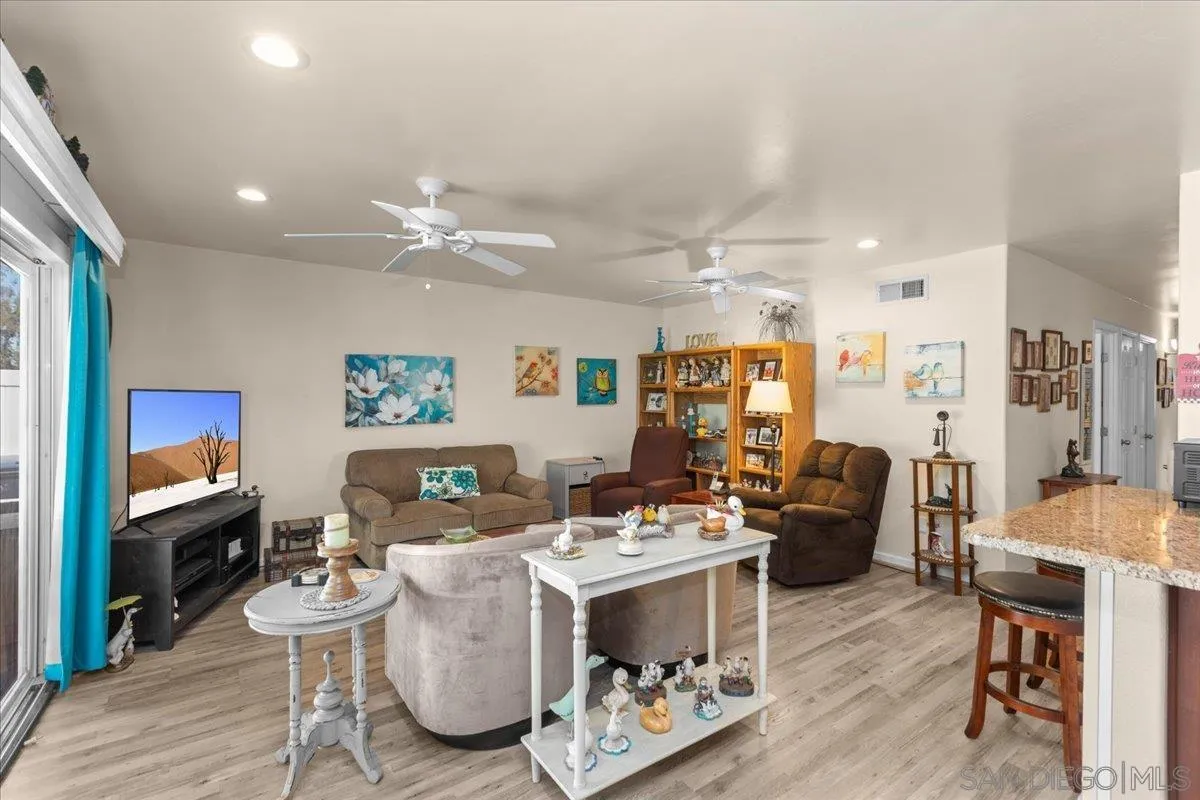 https://cdn.realtyfeed.com/cdn/127/260012431/c5c811103ebdf90d15e5314b9f539424.webp