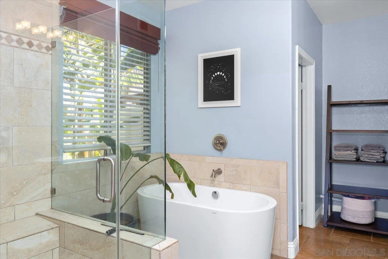 https://cdn.realtyfeed.com/cdn/127/260012433/2a7274641934ef4a59847d1f16014d77.webp