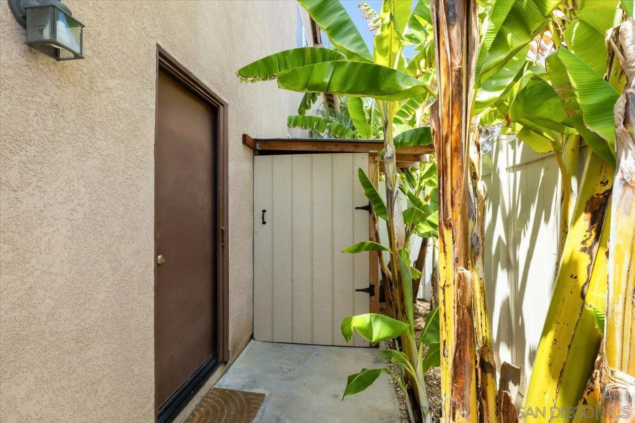 https://cdn.realtyfeed.com/cdn/127/260012433/a63d61009c7cafcd6571ee9d497f63b5.webp