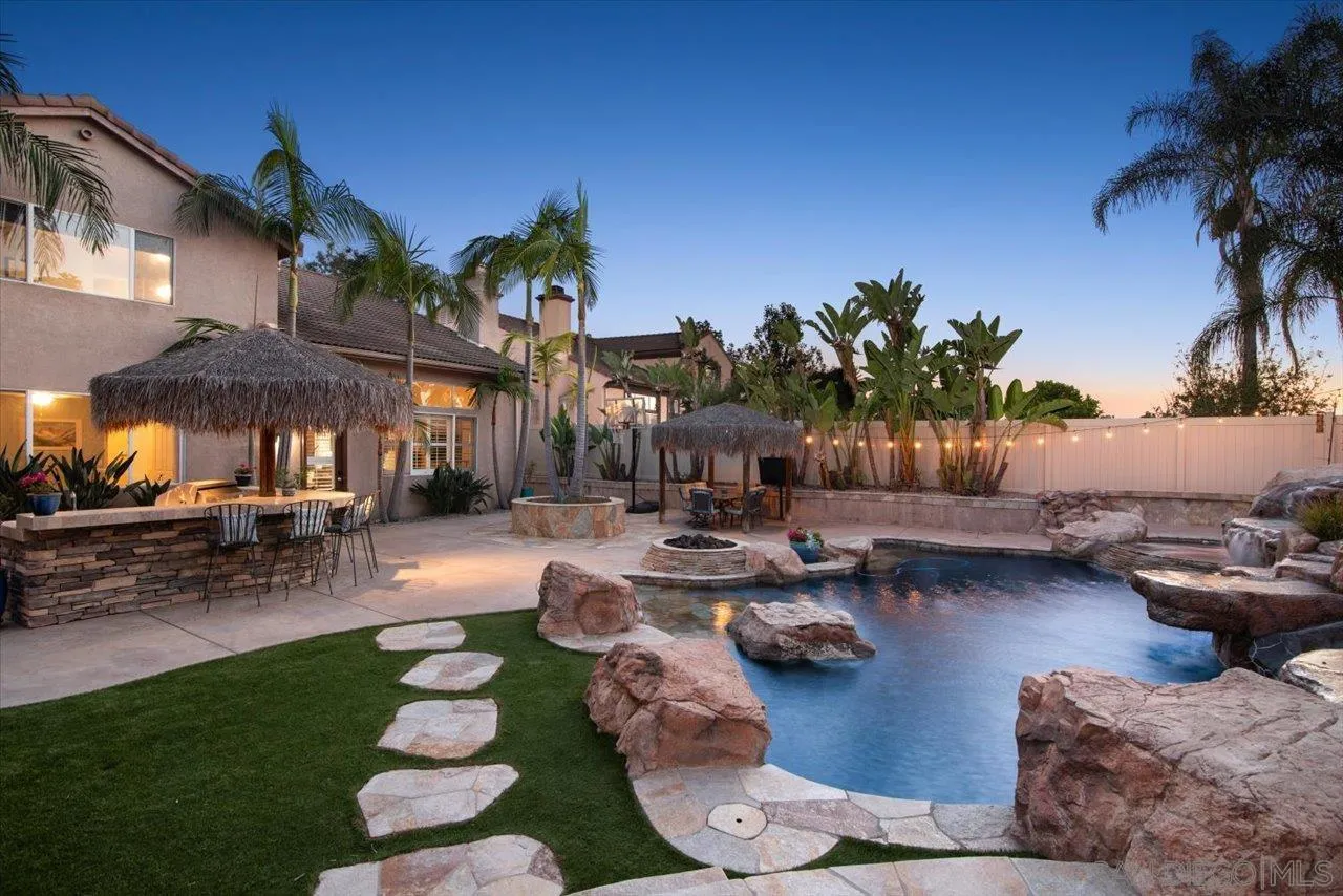 https://cdn.realtyfeed.com/cdn/127/260012433/c50c917beba129f80f7af78f8b49566a.webp