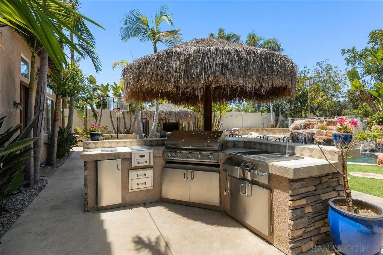 https://cdn.realtyfeed.com/cdn/127/260012433/cfdbd2eaf48b77ad56999146417fc507.webp