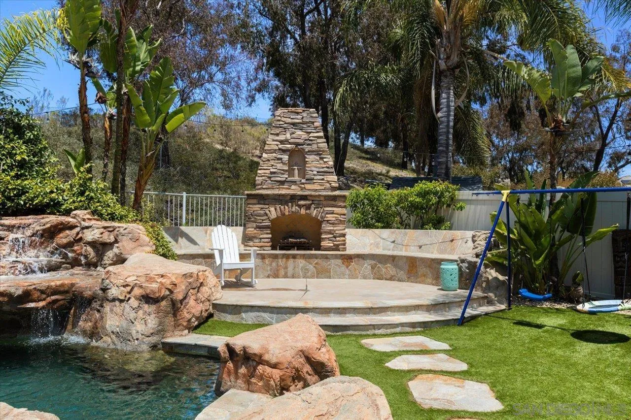 https://cdn.realtyfeed.com/cdn/127/260012433/d7e5f33db0052e1faa82dcd36d406389.webp