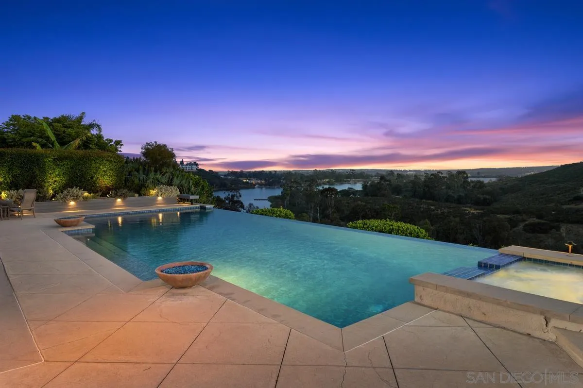 https://cdn.realtyfeed.com/cdn/127/260012438/14c943b7b39919d6a59ff872e4e17383.webp