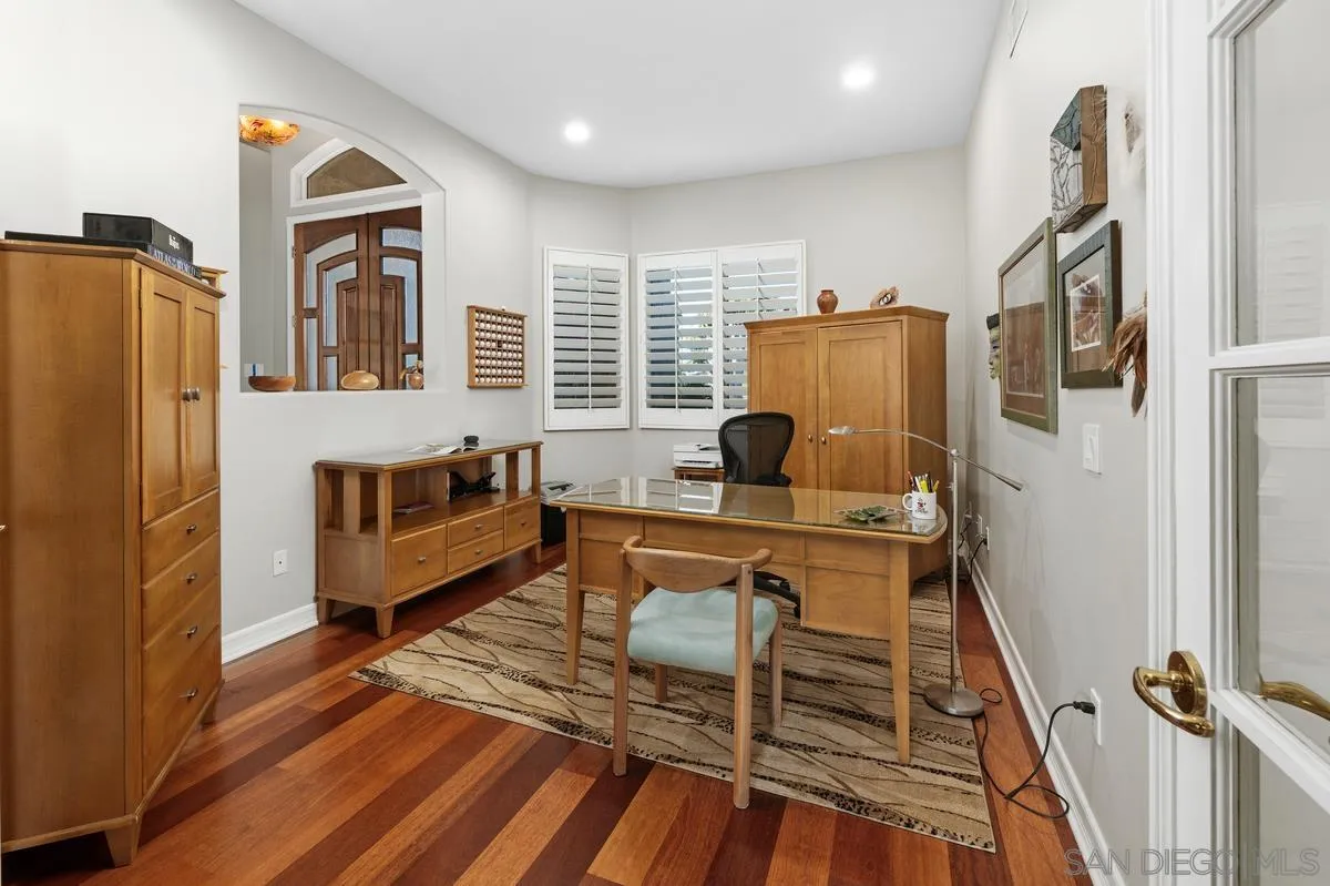 https://cdn.realtyfeed.com/cdn/127/260012438/65bd61f7aaaca87449cff32a727c878c.webp