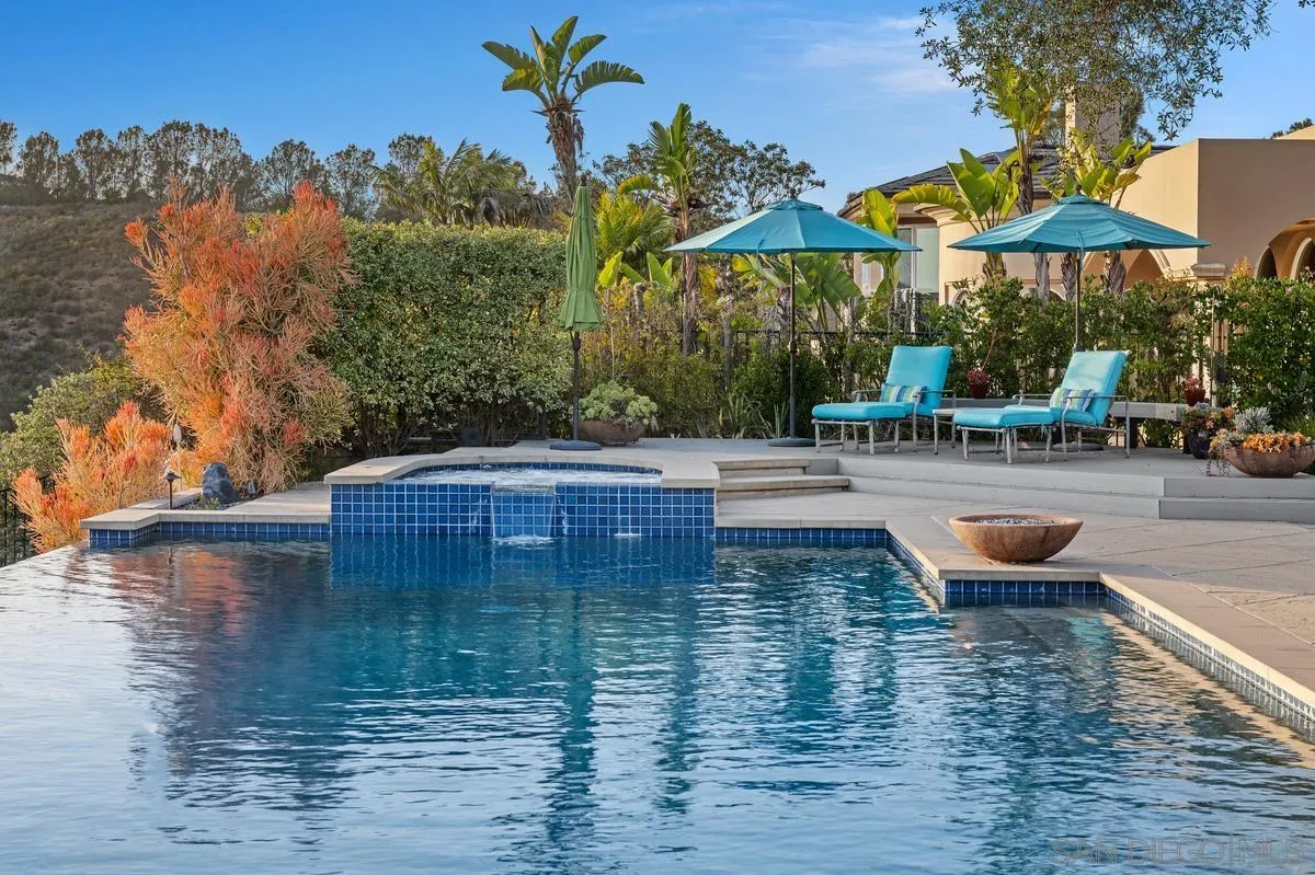 https://cdn.realtyfeed.com/cdn/127/260012438/b6f49c600dfe36d0aadce3cb859128fb.webp