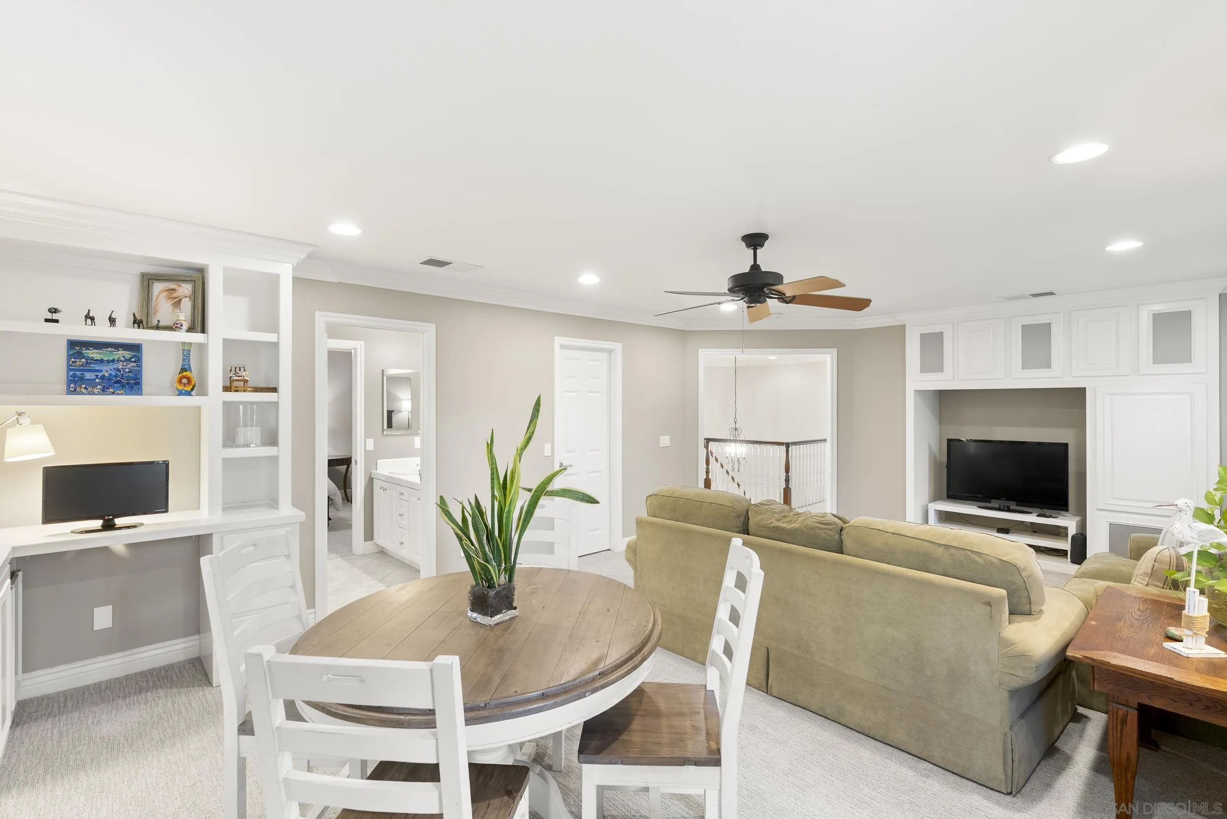https://cdn.realtyfeed.com/cdn/127/260012440/035d7d61b0e3d86273079ba40968f580.webp