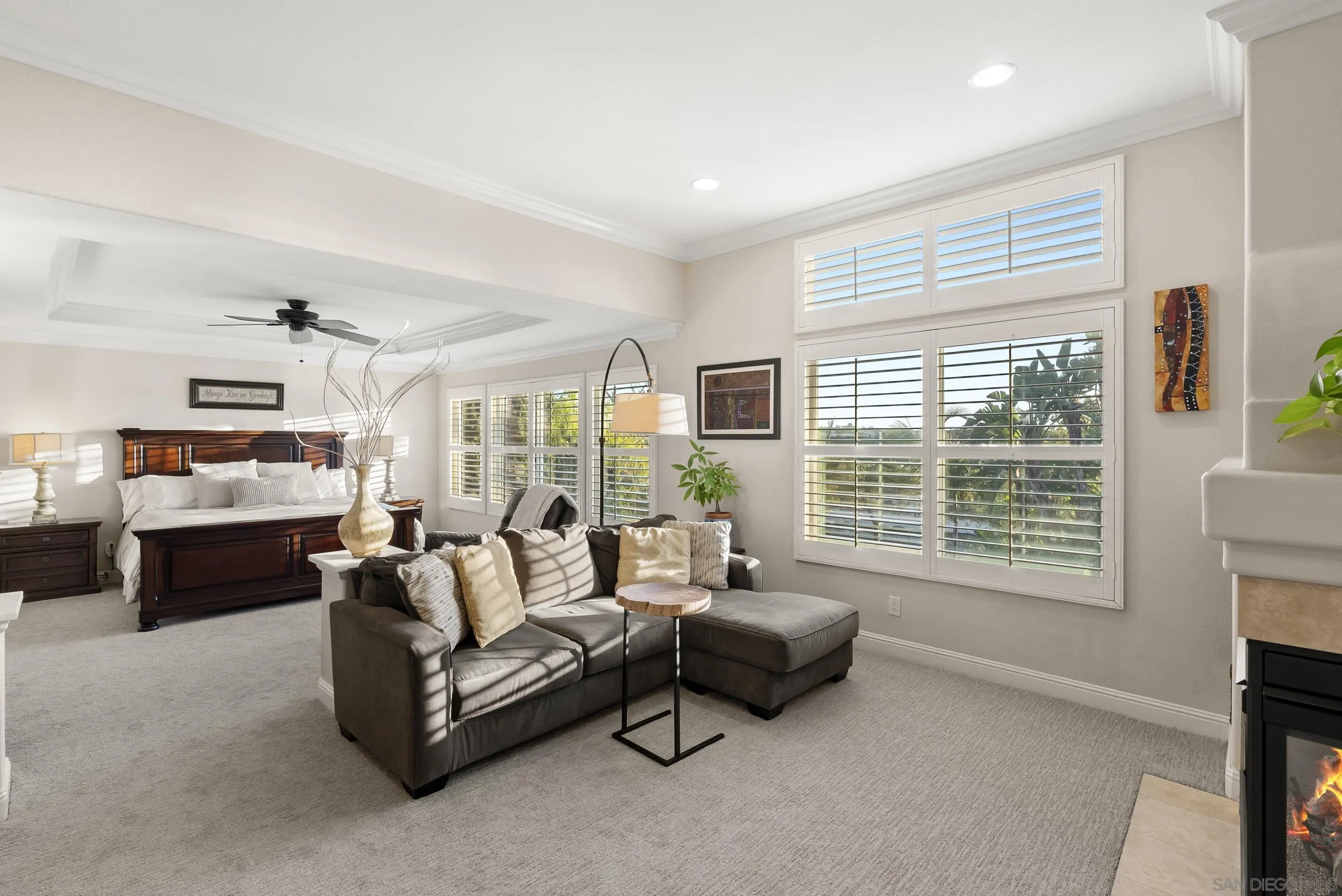 https://cdn.realtyfeed.com/cdn/127/260012440/2e5f282d9ff3daf1623896e1530dd878.webp