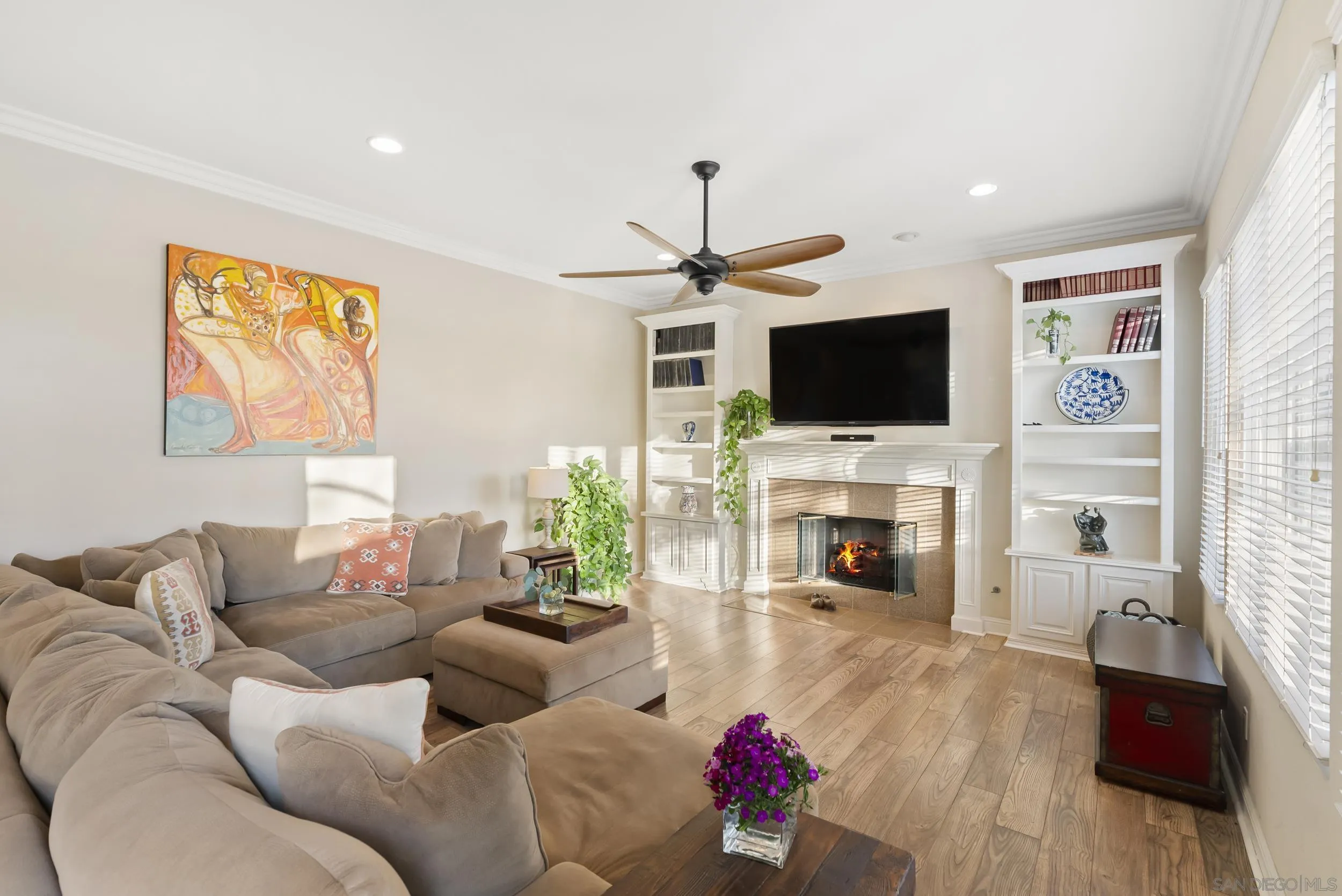 https://cdn.realtyfeed.com/cdn/127/260012440/2ef9e1889074244ac06af40abf5b3ad0.webp