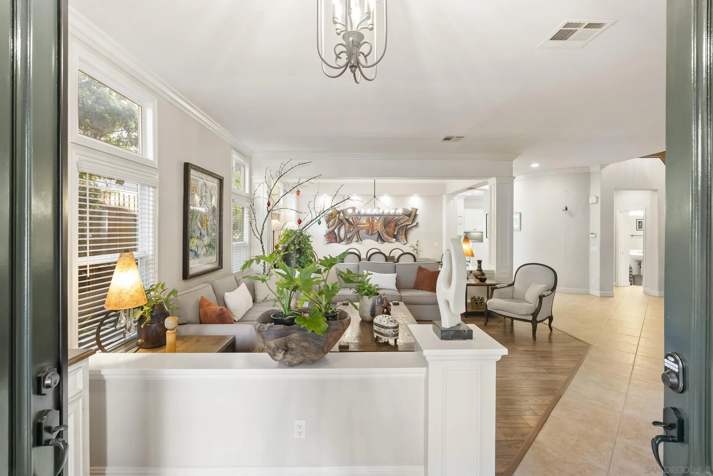 https://cdn.realtyfeed.com/cdn/127/260012440/4b3bda48595d40434d3409aa18a85bea.webp