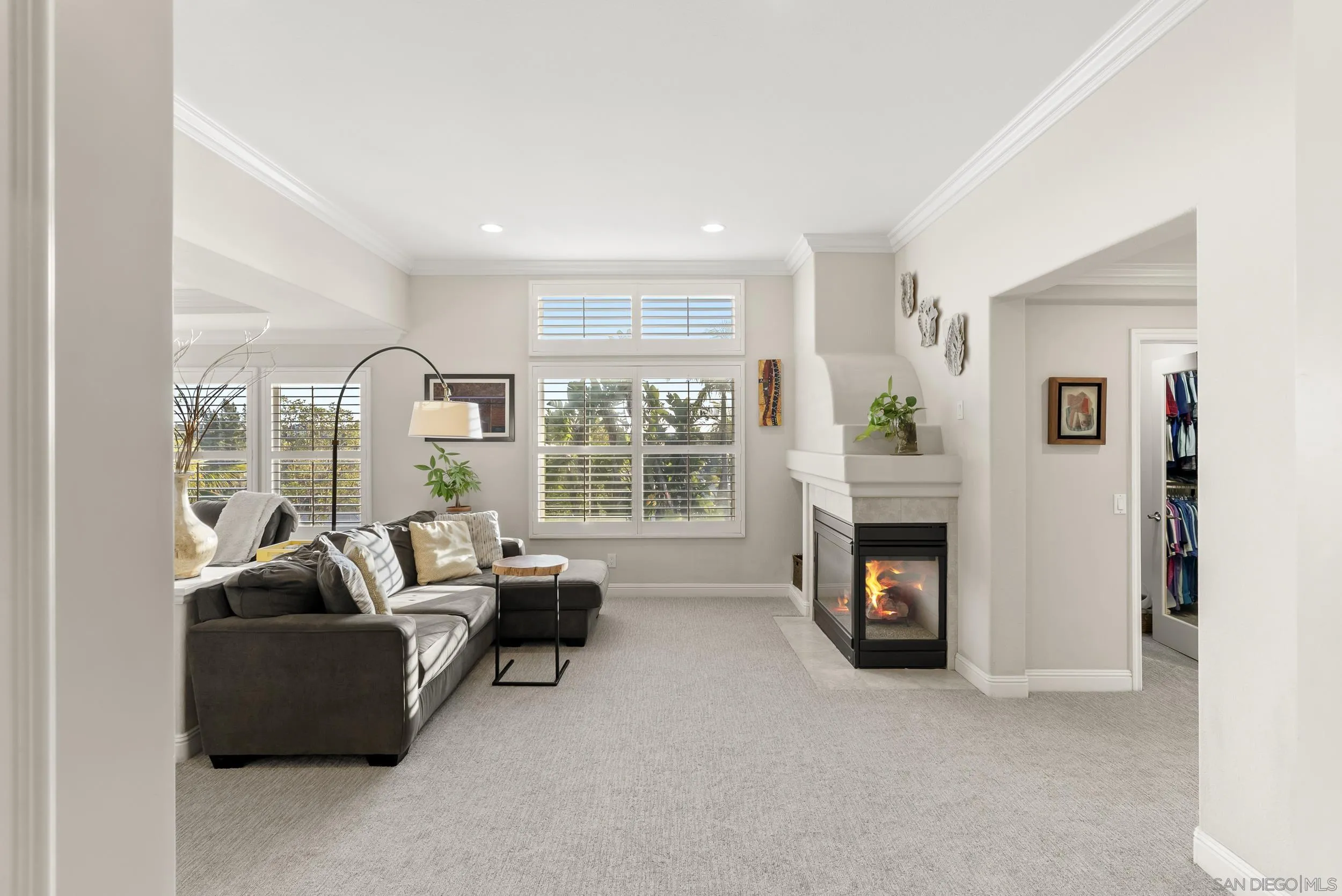 https://cdn.realtyfeed.com/cdn/127/260012440/663d61c14237f4060fc186e4533bbe6c.webp