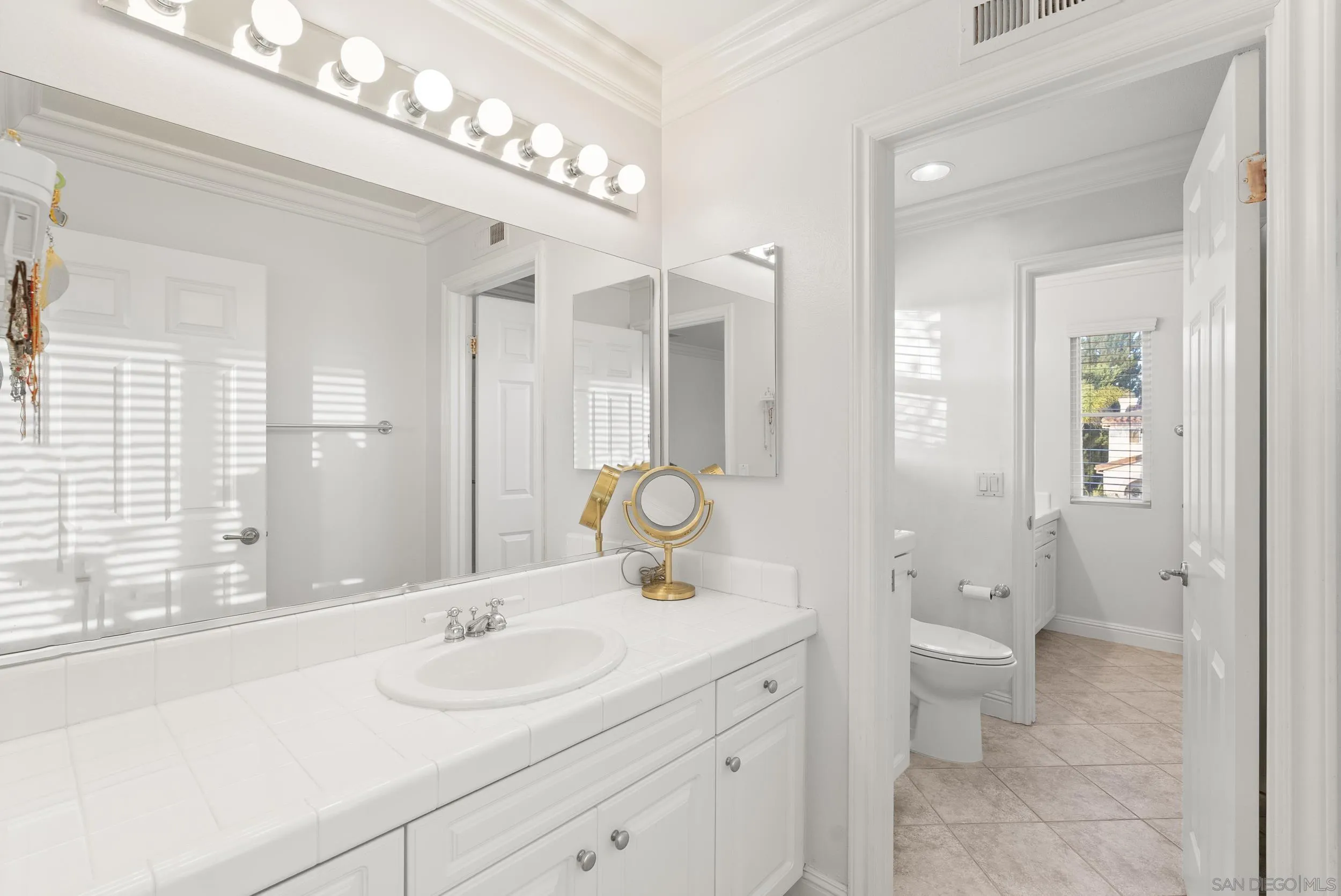 https://cdn.realtyfeed.com/cdn/127/260012440/66bf057e94d4521810d937a3bb83e1d3.webp