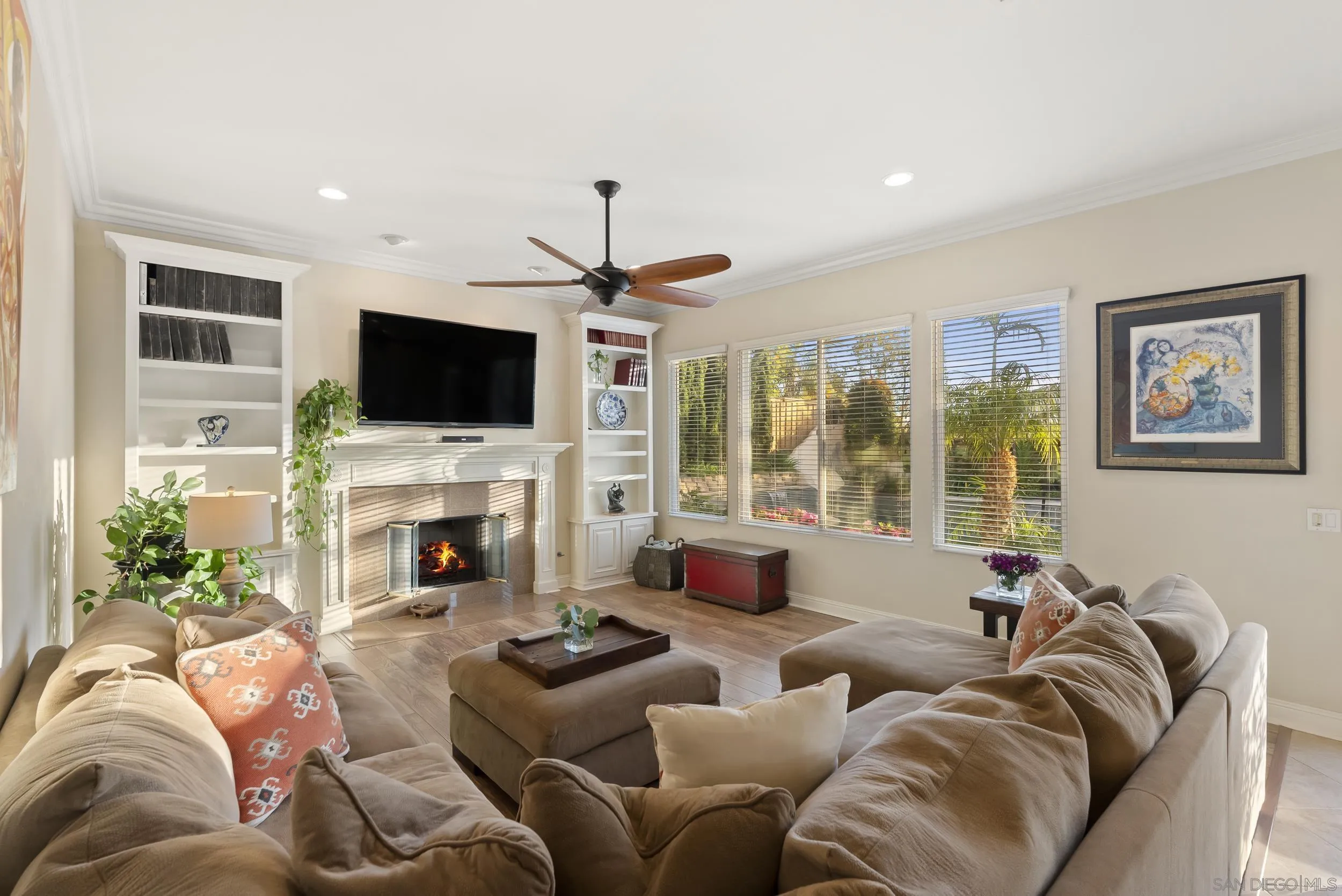 https://cdn.realtyfeed.com/cdn/127/260012440/79f24d835241a69db28905bdcbb8fb5b.webp