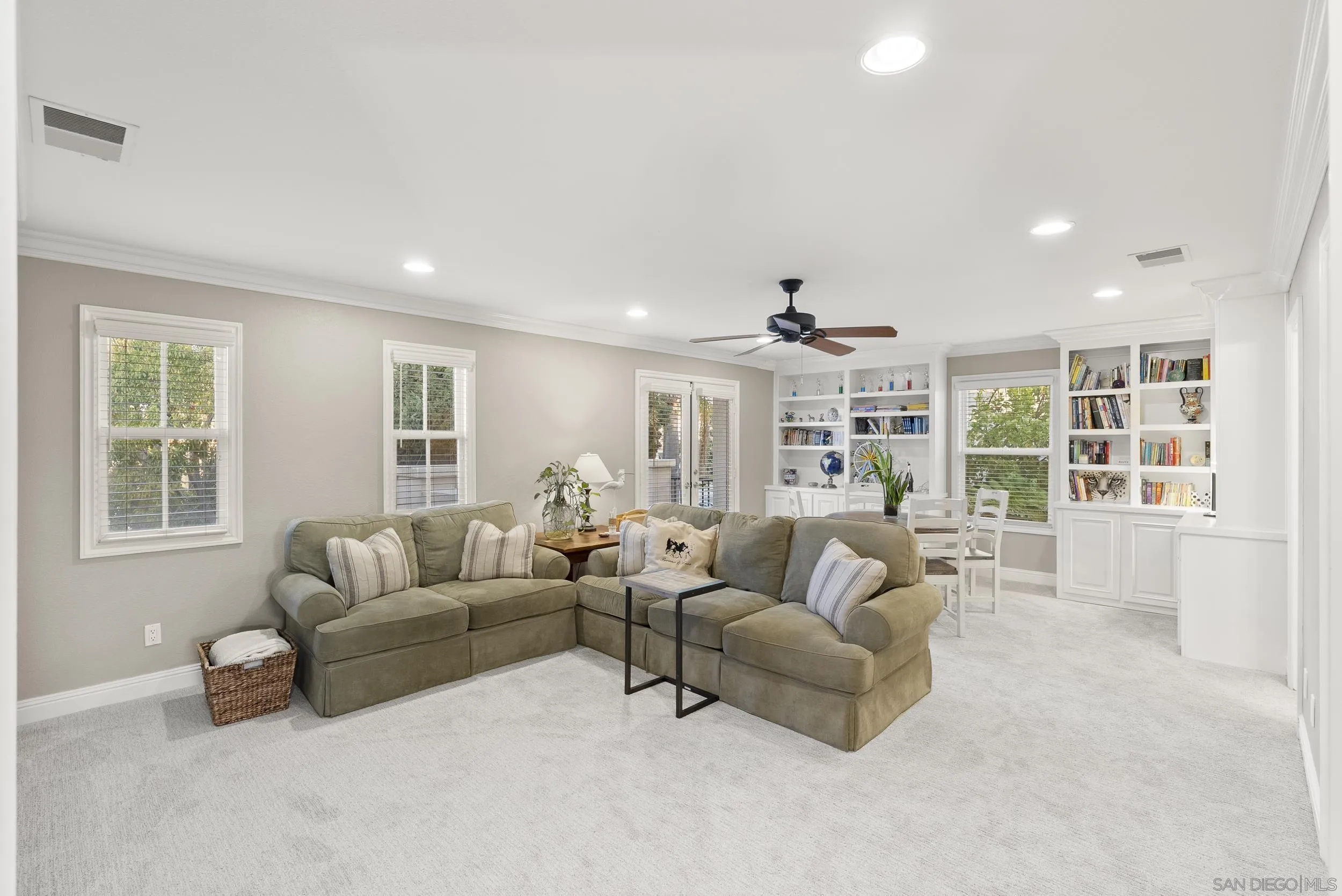 https://cdn.realtyfeed.com/cdn/127/260012440/95c255b8371fdf8e0209f9cdc98530e3.webp
