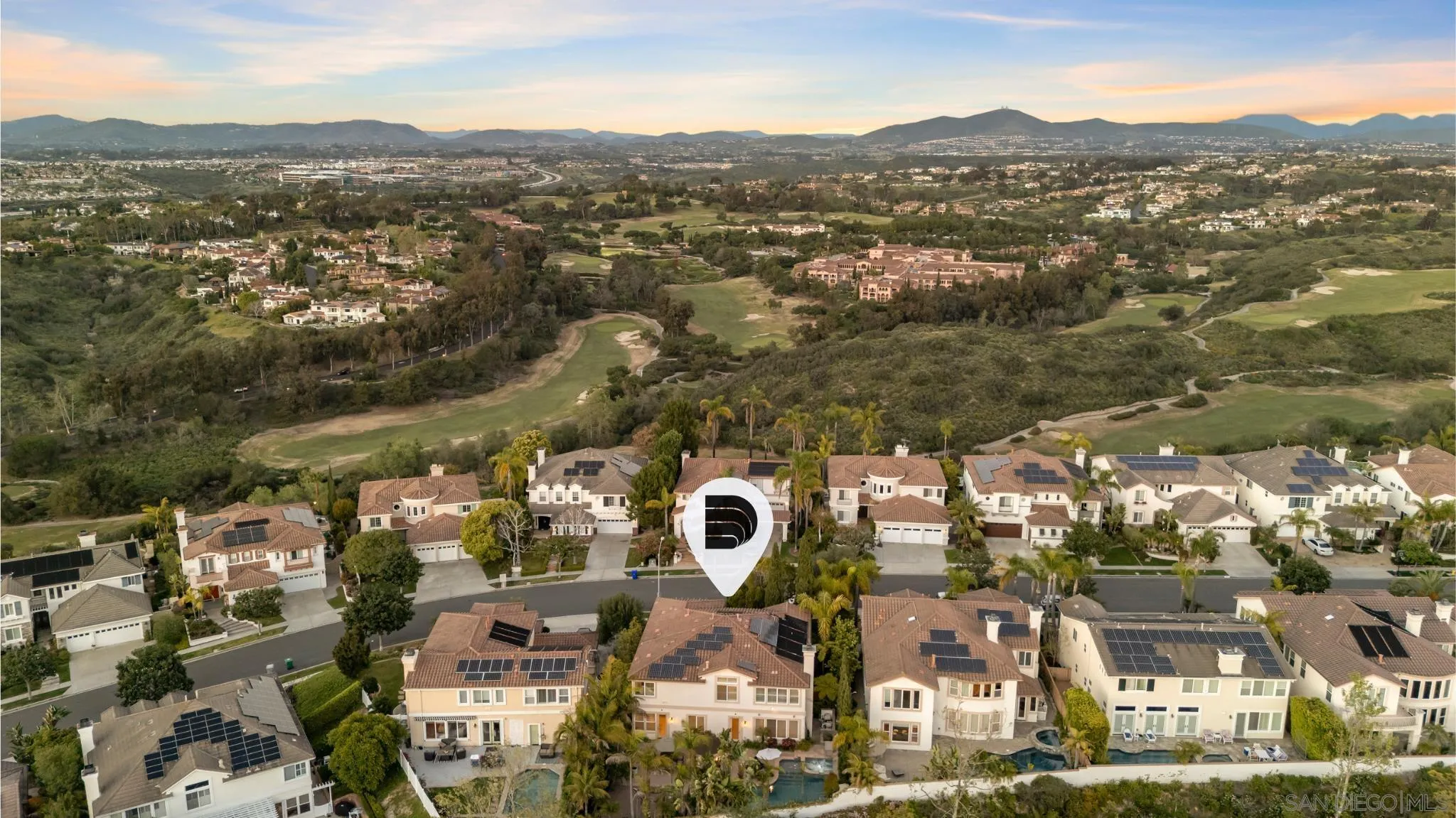 https://cdn.realtyfeed.com/cdn/127/260012440/e96260dc37d67b2cbec836ce9d467073.webp