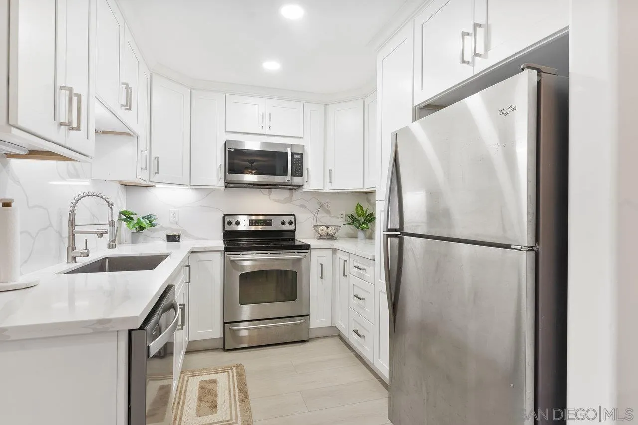 Photo #9: 260012442 Listing: Photo #9