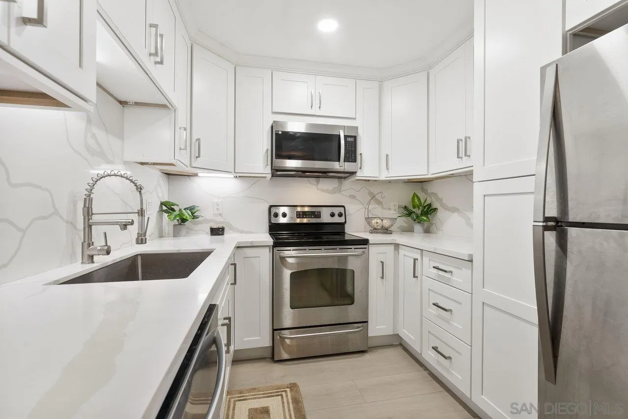 Photo #10: 260012442 Listing: Photo #10