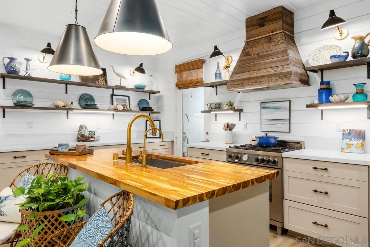 https://cdn.realtyfeed.com/cdn/127/260012443/b2a090a5759ca14fc39d52d10aac3f09.webp