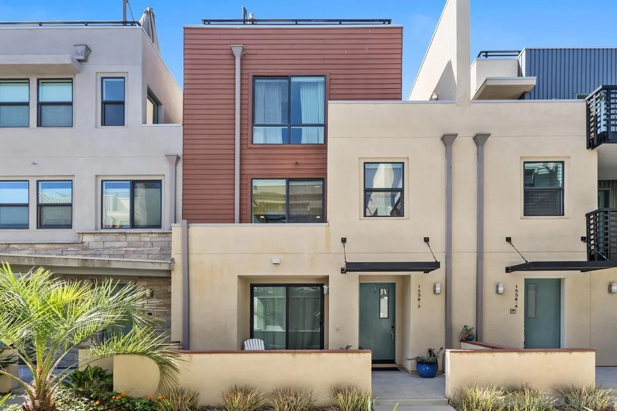 https://cdn.realtyfeed.com/cdn/127/260012443/d7387c56372df1b754d94c3e2d26549b.webp