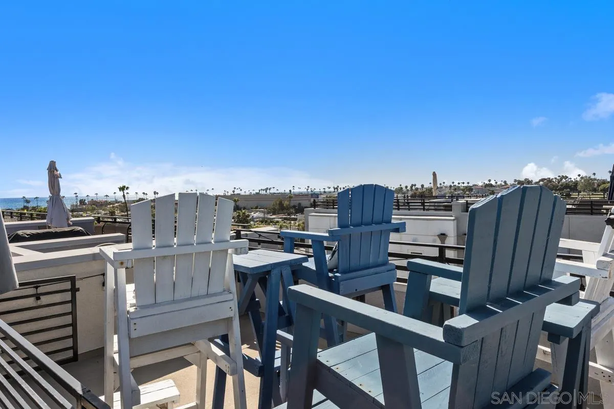 https://cdn.realtyfeed.com/cdn/127/260012443/f12def33fa53f293572f8016052dc57a.webp