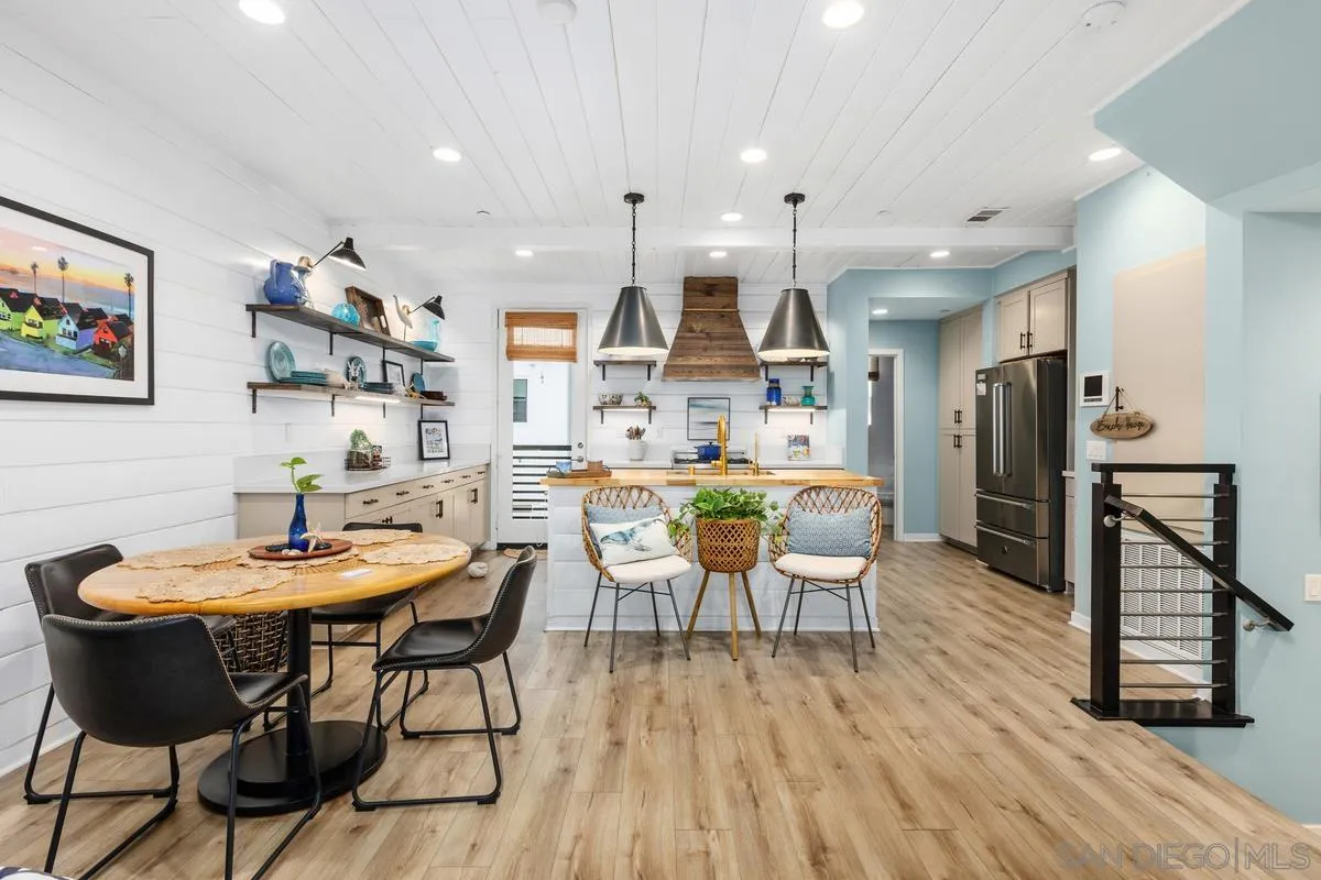 https://cdn.realtyfeed.com/cdn/127/260012443/f334d58934e12d6a536c6b50f155e8c6.webp