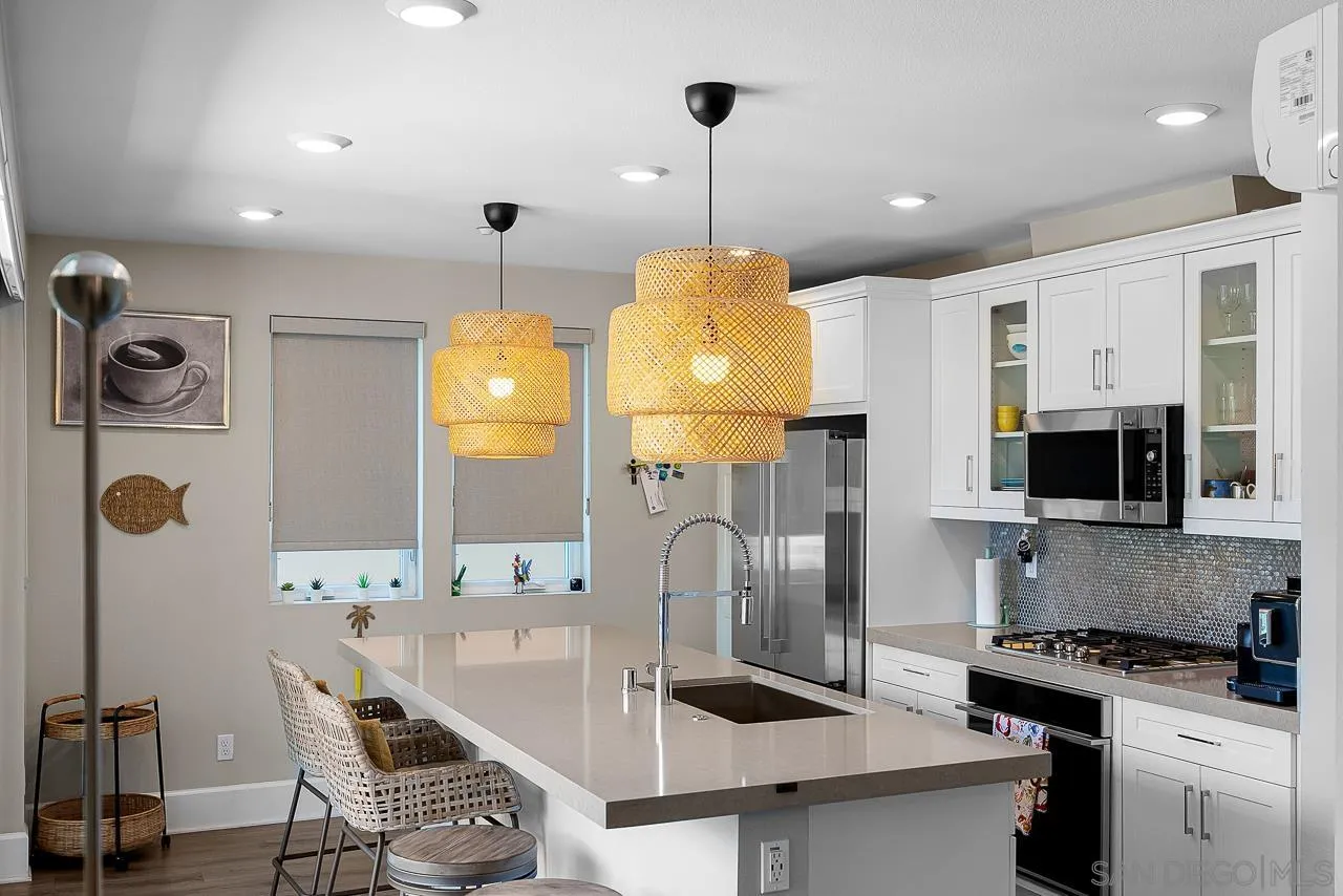 Photo #10: 260012444 Listing: Photo #10