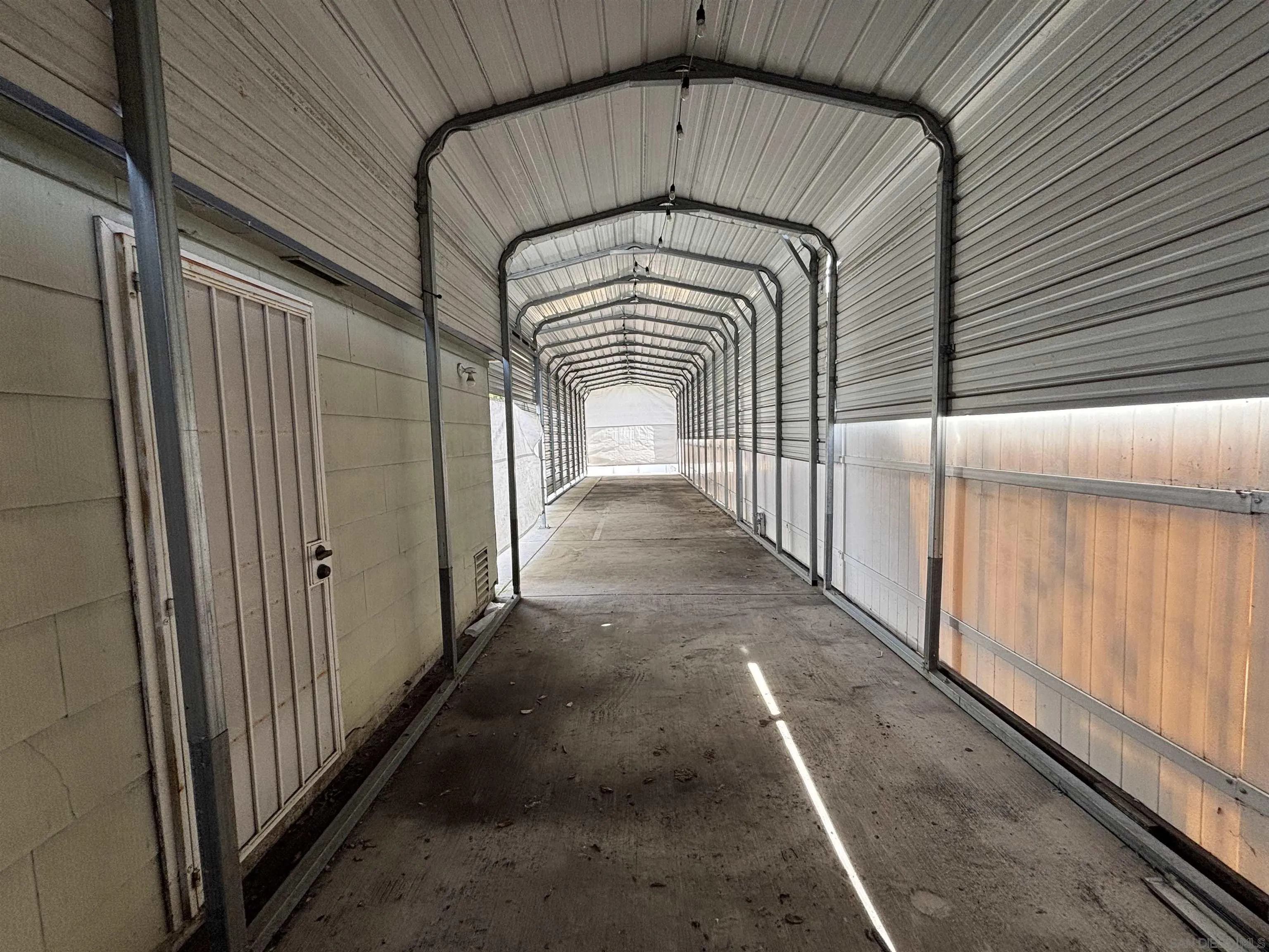 https://cdn.realtyfeed.com/cdn/127/260012445/fec6efd6bfaaf55b5a112f4d6100163b.webp