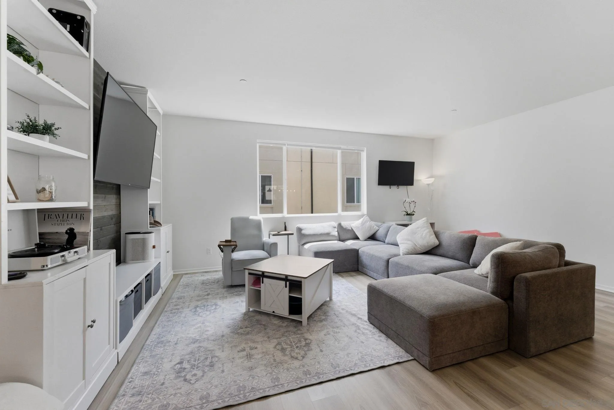 https://cdn.realtyfeed.com/cdn/127/260012446/0f70531537807c8f5e7cc2b2f75baa8b.webp
