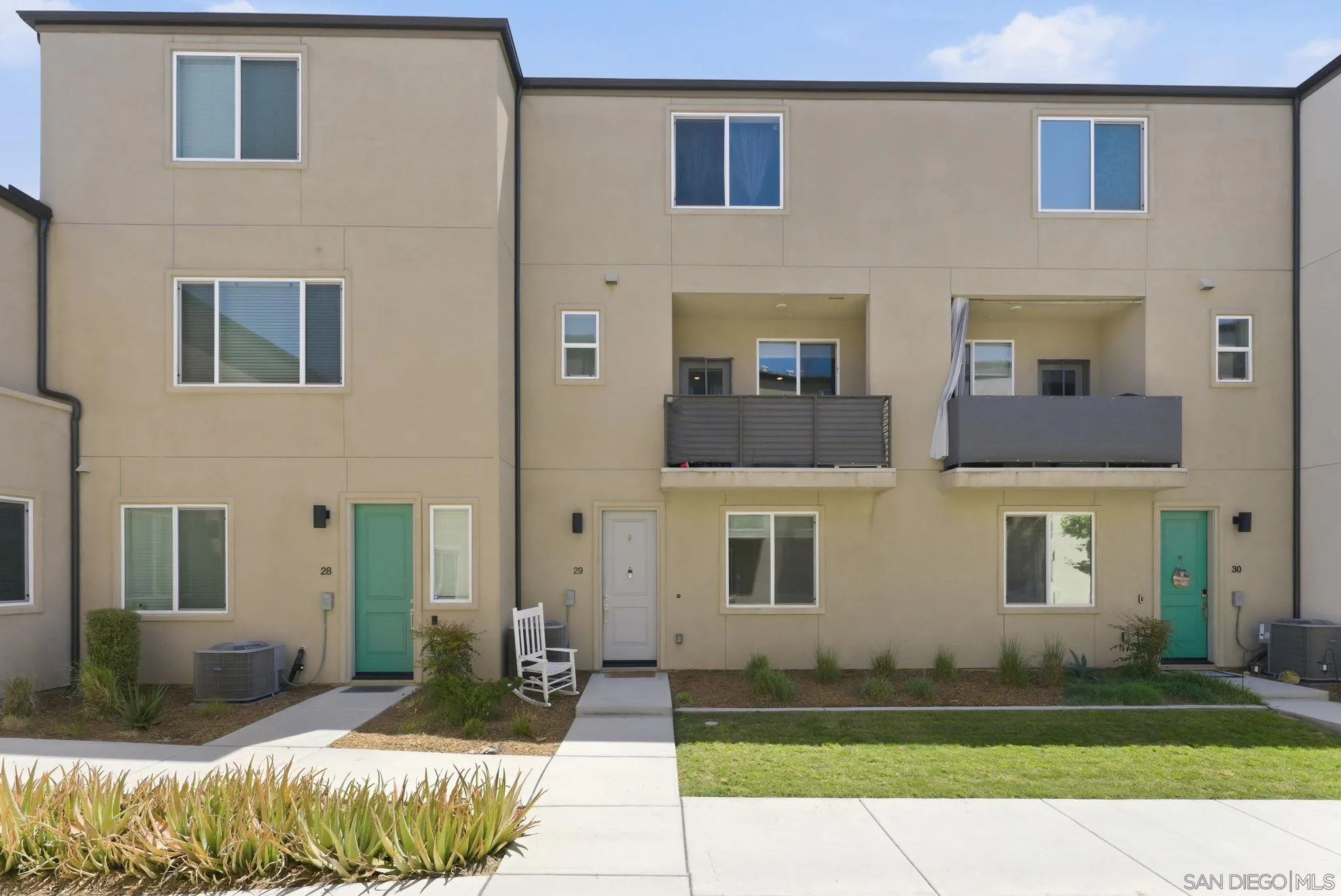 https://cdn.realtyfeed.com/cdn/127/260012446/5d1239f33011db646c47eb8e91375ac9.webp