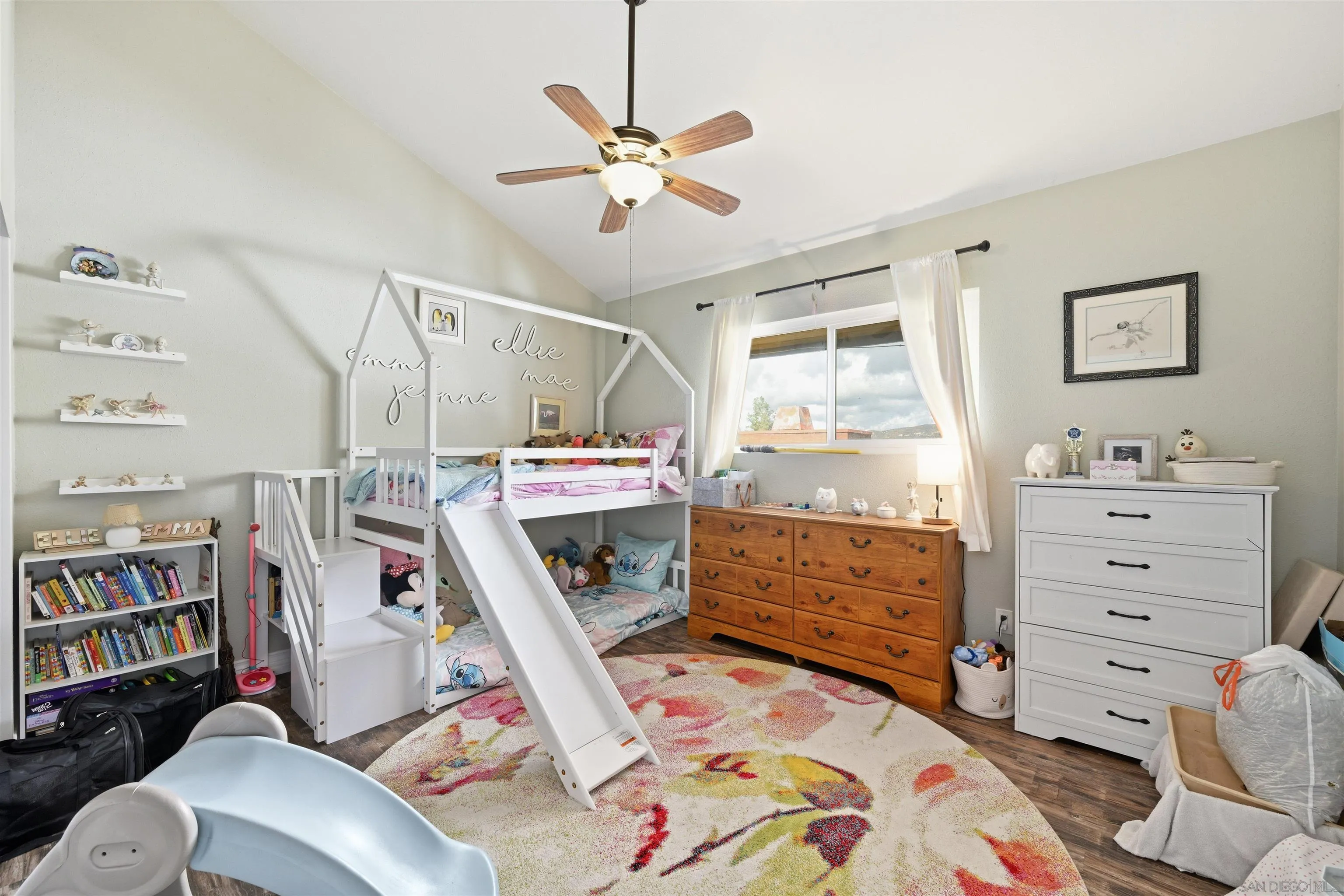Photo #15: 260012450 Listing: Photo #15