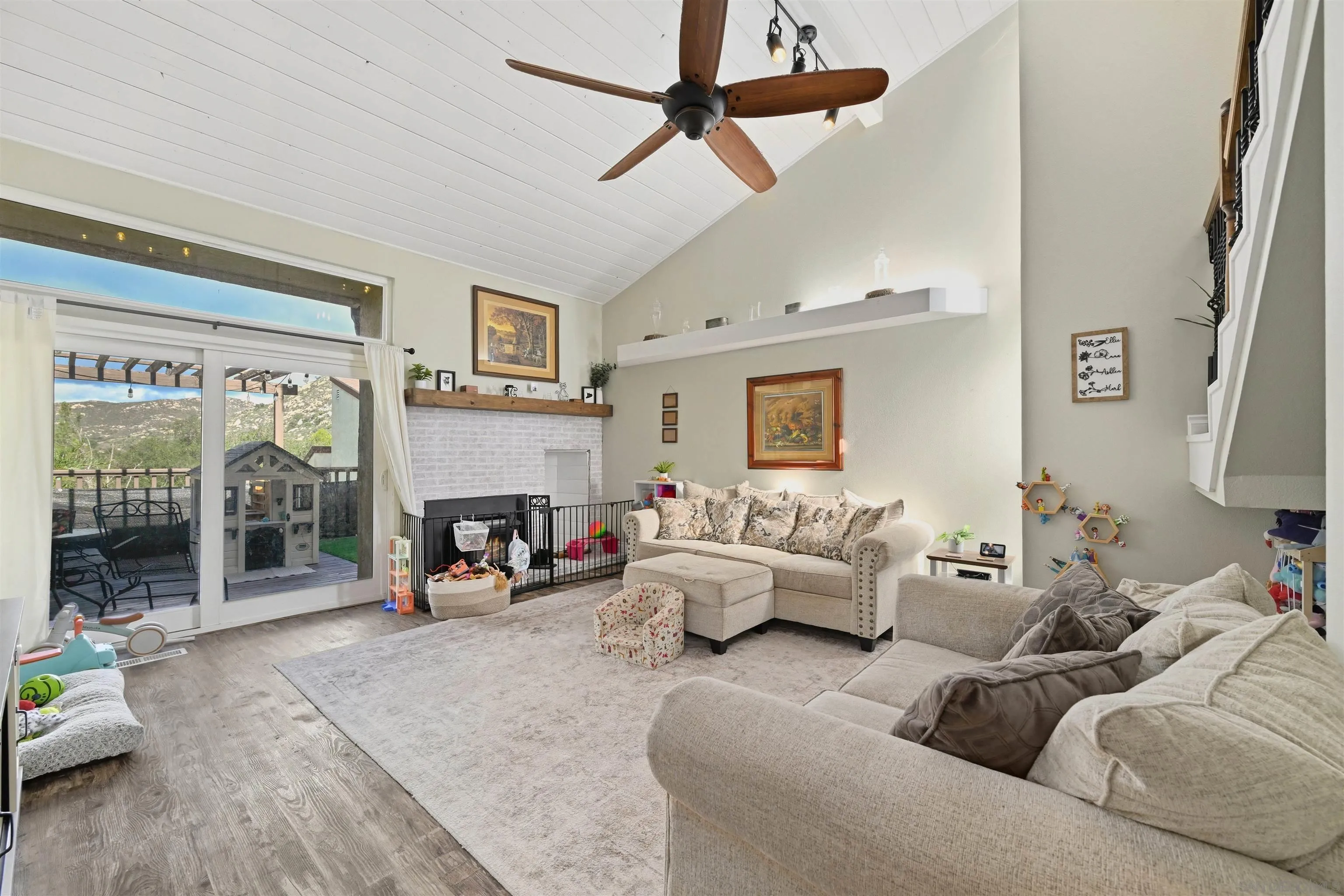 Photo #7: 260012450 Listing: Photo #7