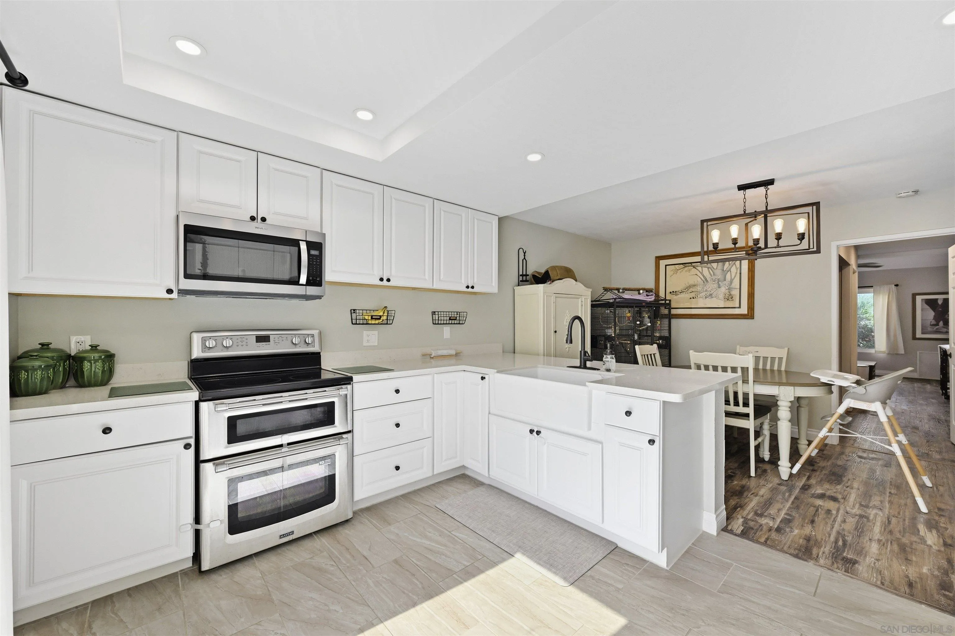 Photo #3: 260012450 Listing: Photo #3