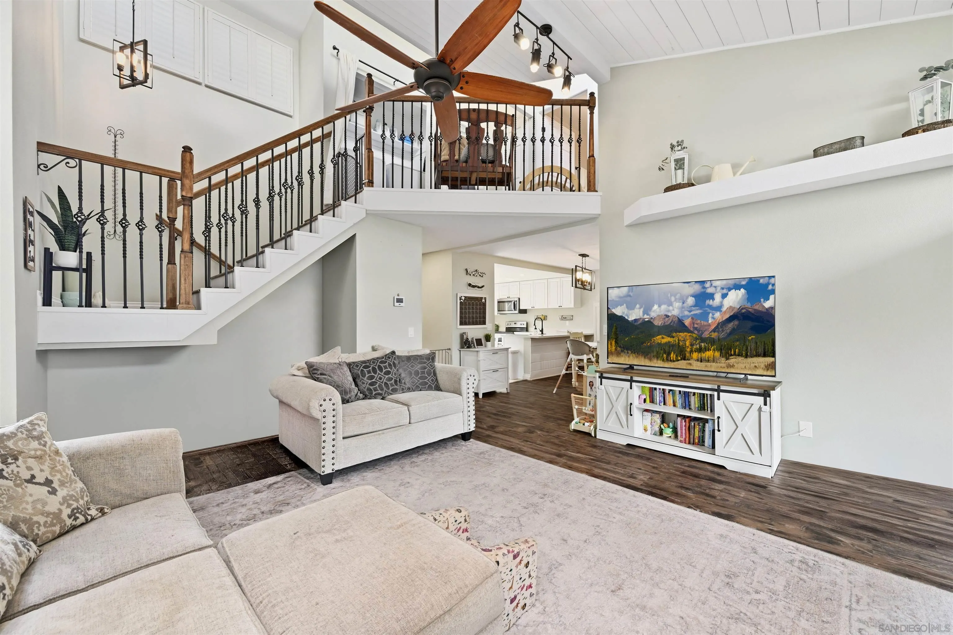 Photo #5: 260012450 Listing: Photo #5