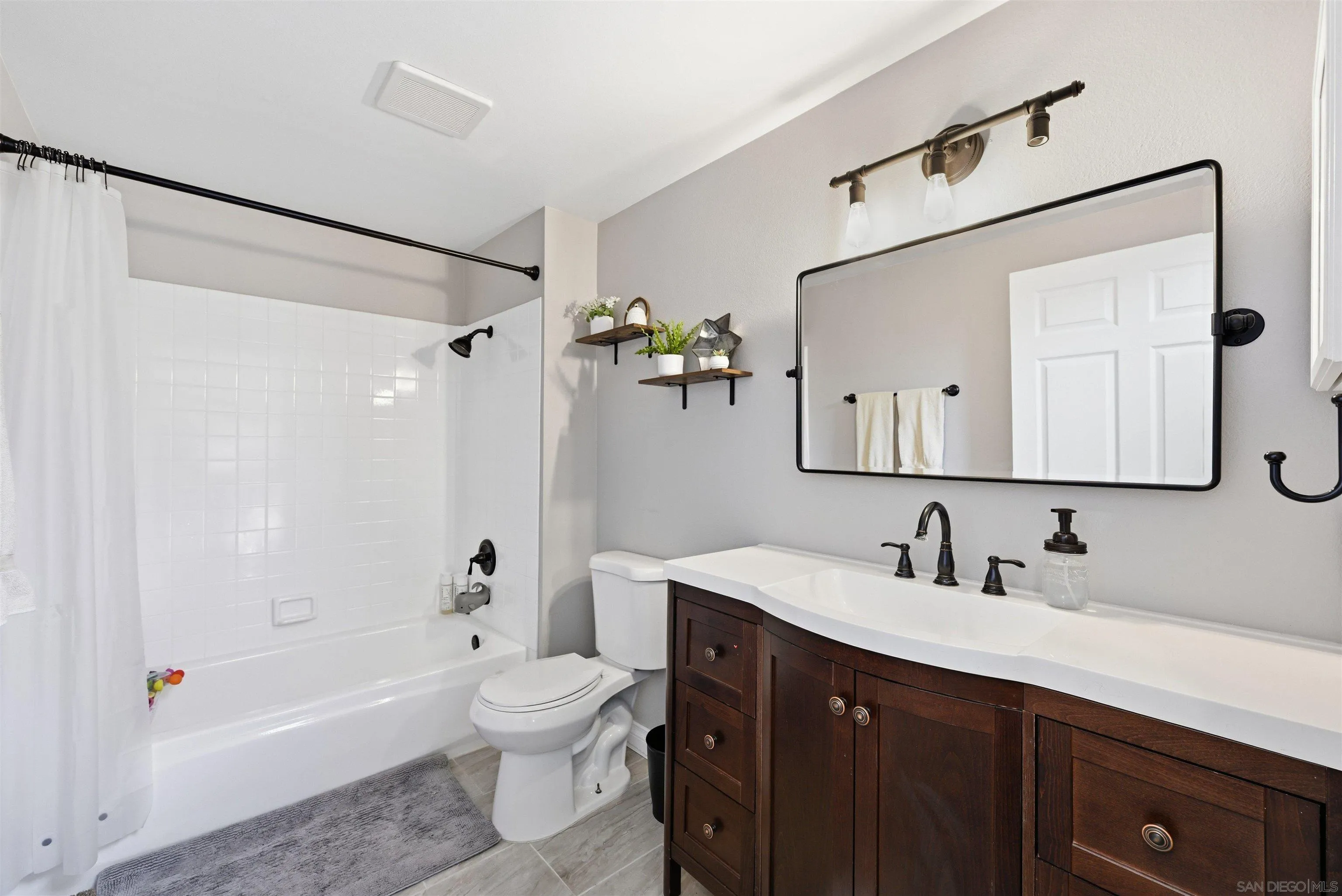 Photo #18: 260012450 Listing: Photo #18