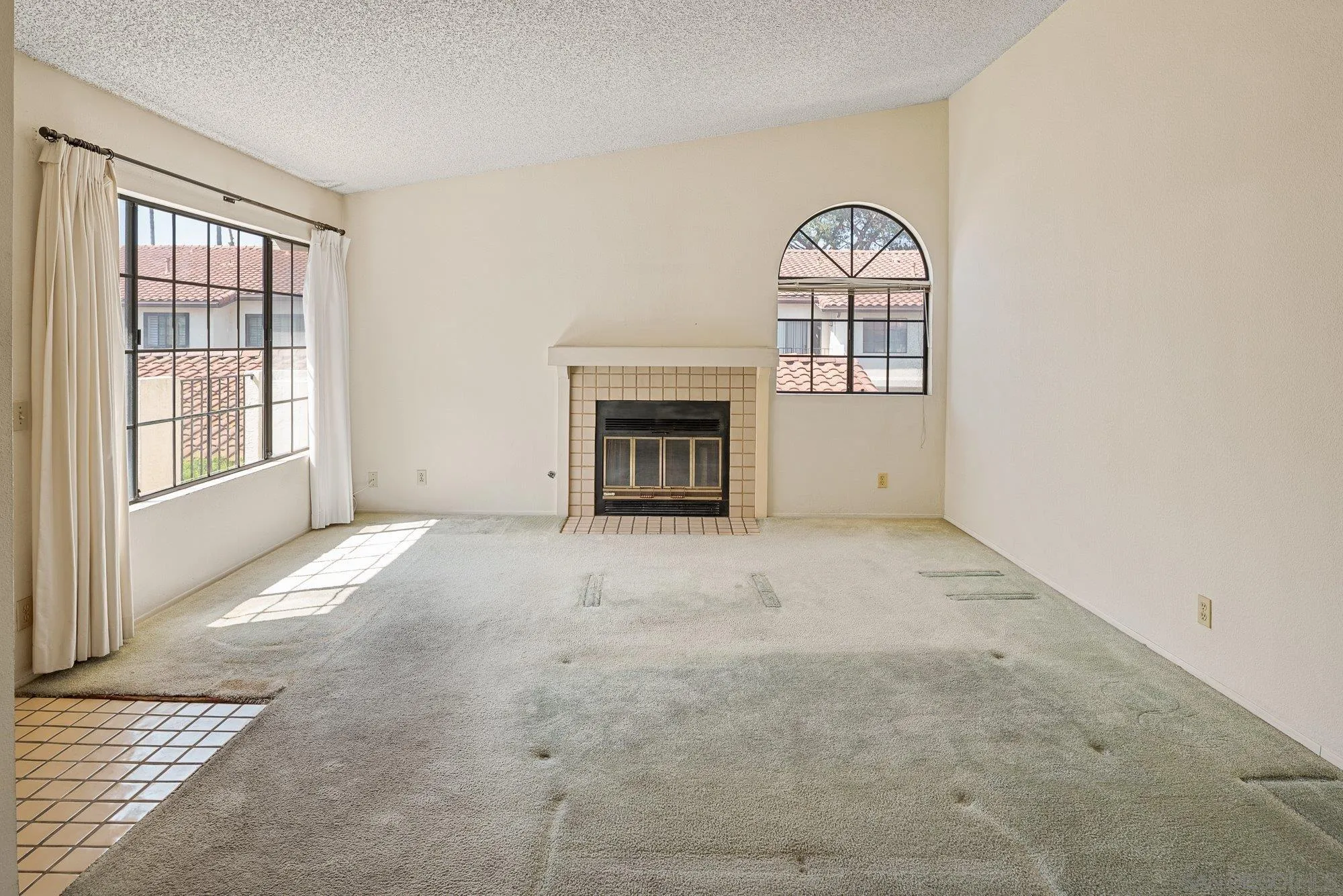 Photo #2: 260012452 Listing: Photo #2