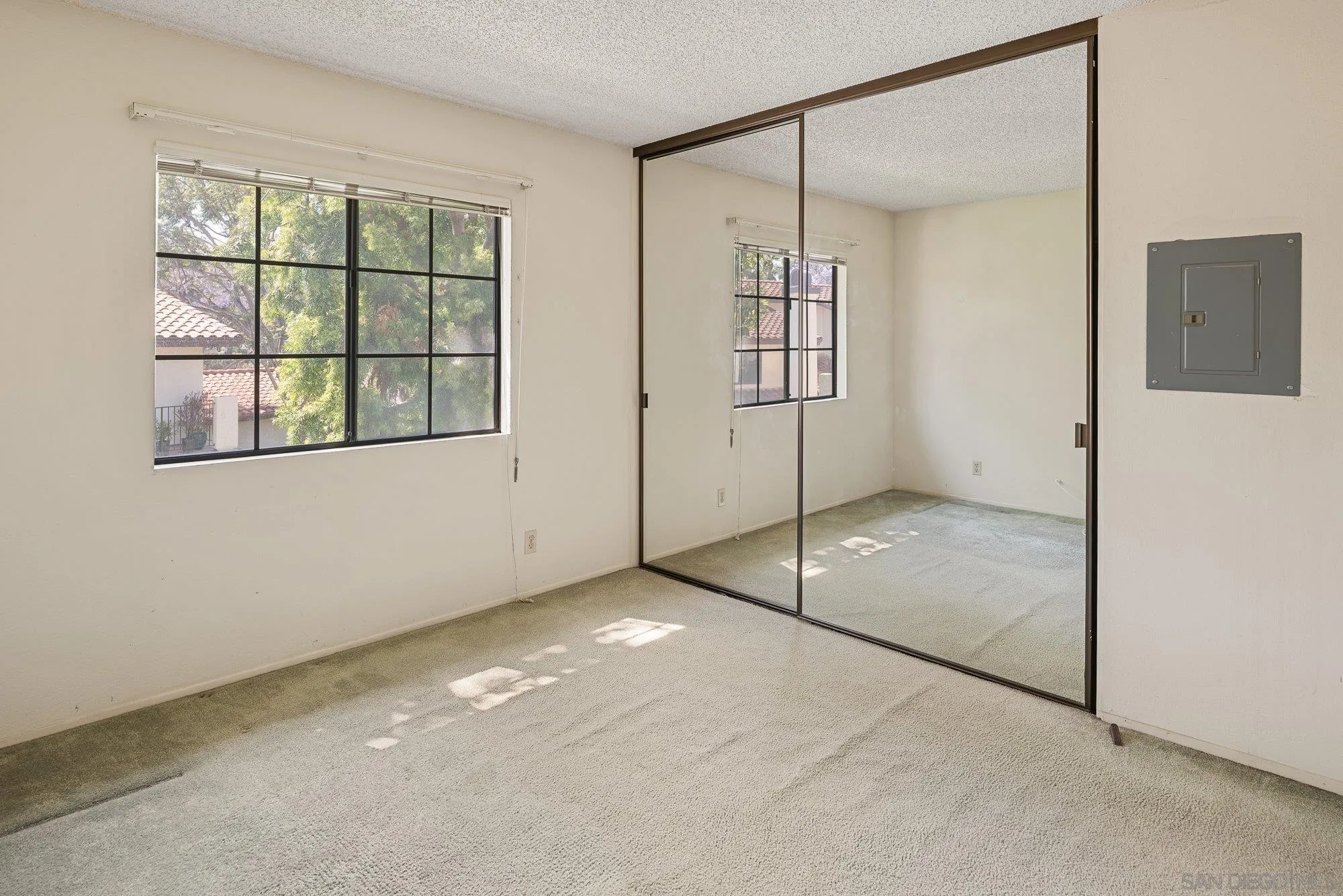 Photo #13: 260012452 Listing: Photo #13