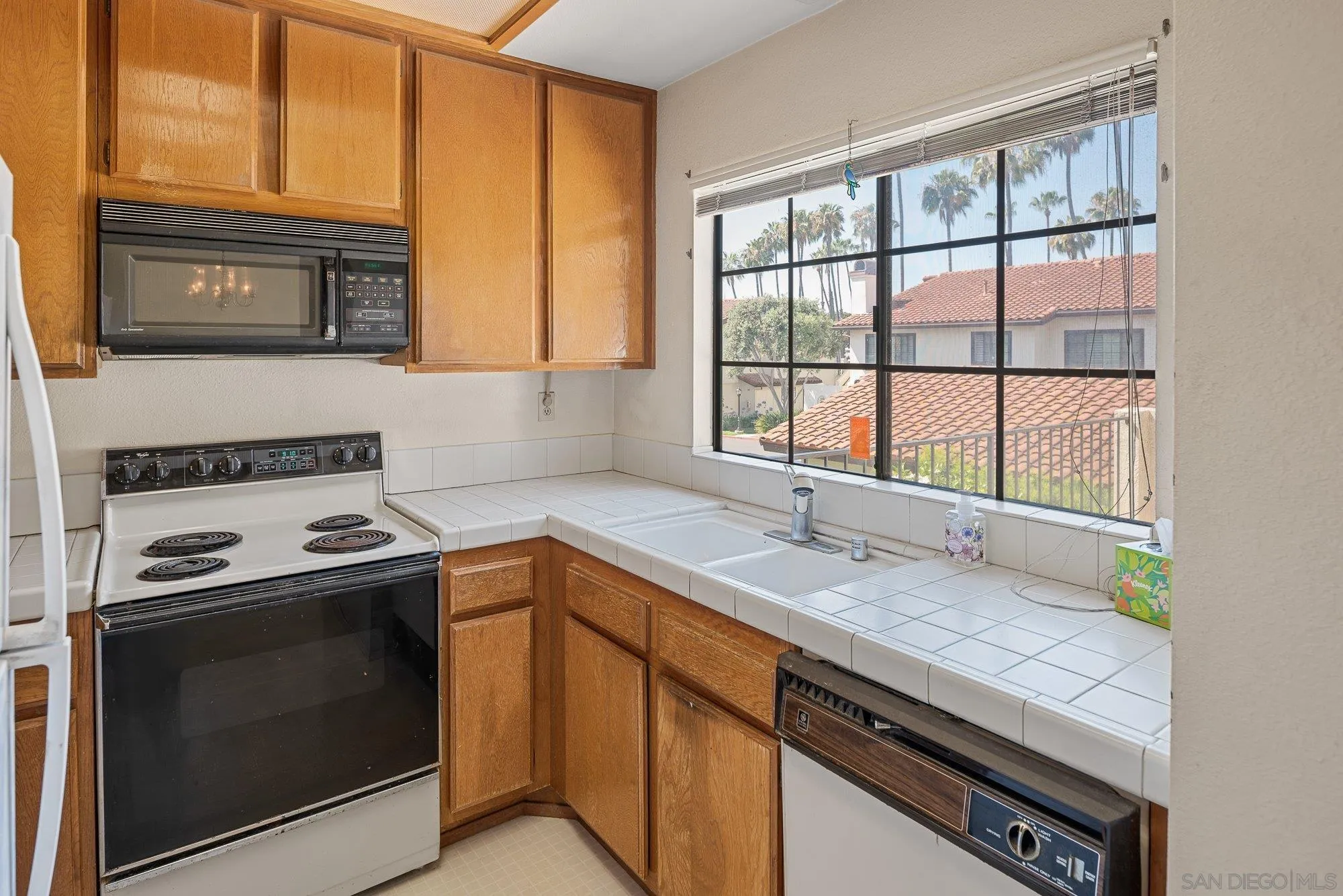 Photo #7: 260012452 Listing: Photo #7