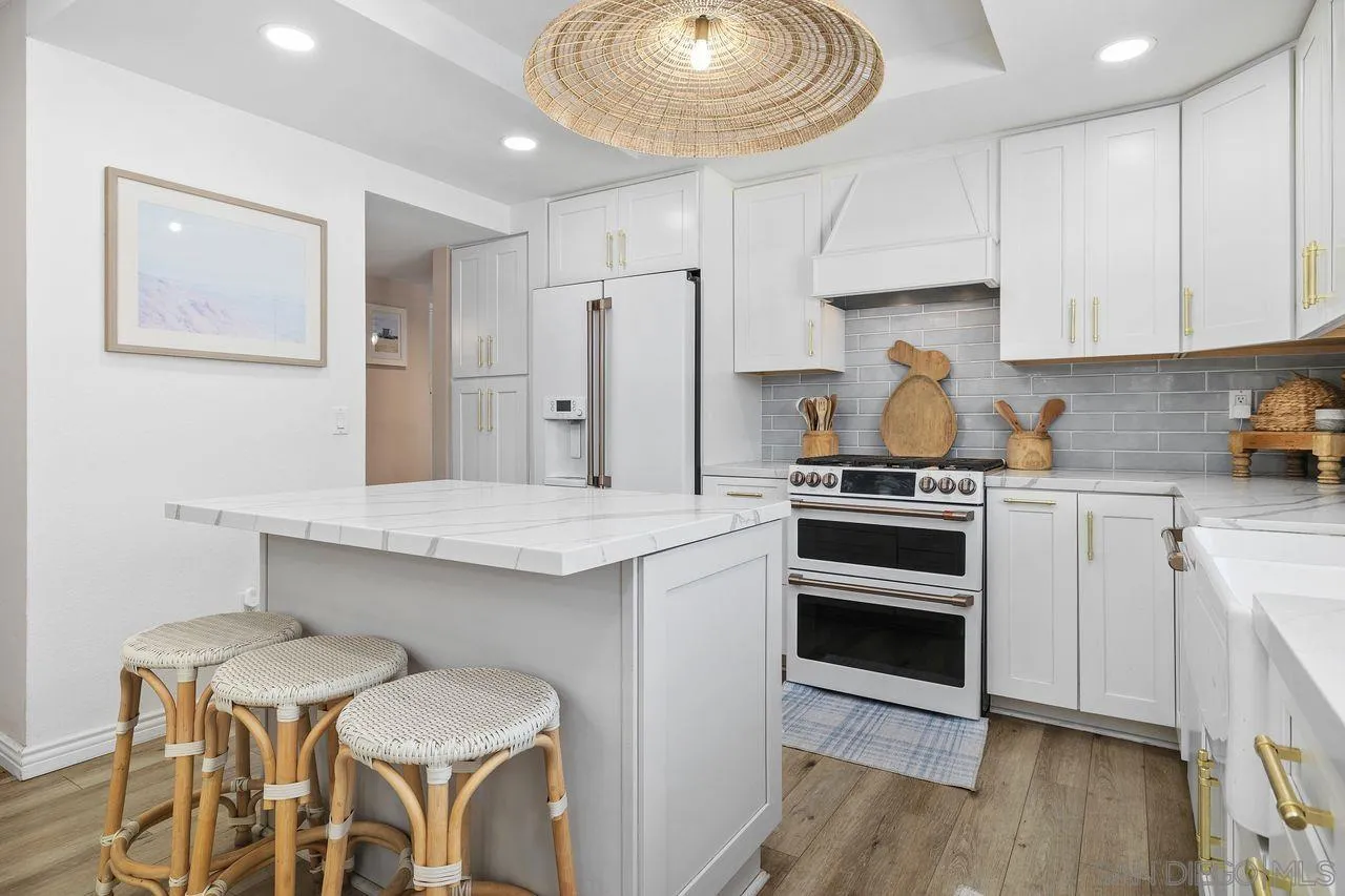 https://cdn.realtyfeed.com/cdn/127/260012464/e0103f082ecfe6356442b8a8c969dd8a.webp