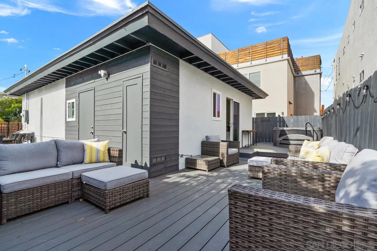 https://cdn.realtyfeed.com/cdn/127/260012465/0868a11e5aeabc9ffd7b9748268b8f05.webp