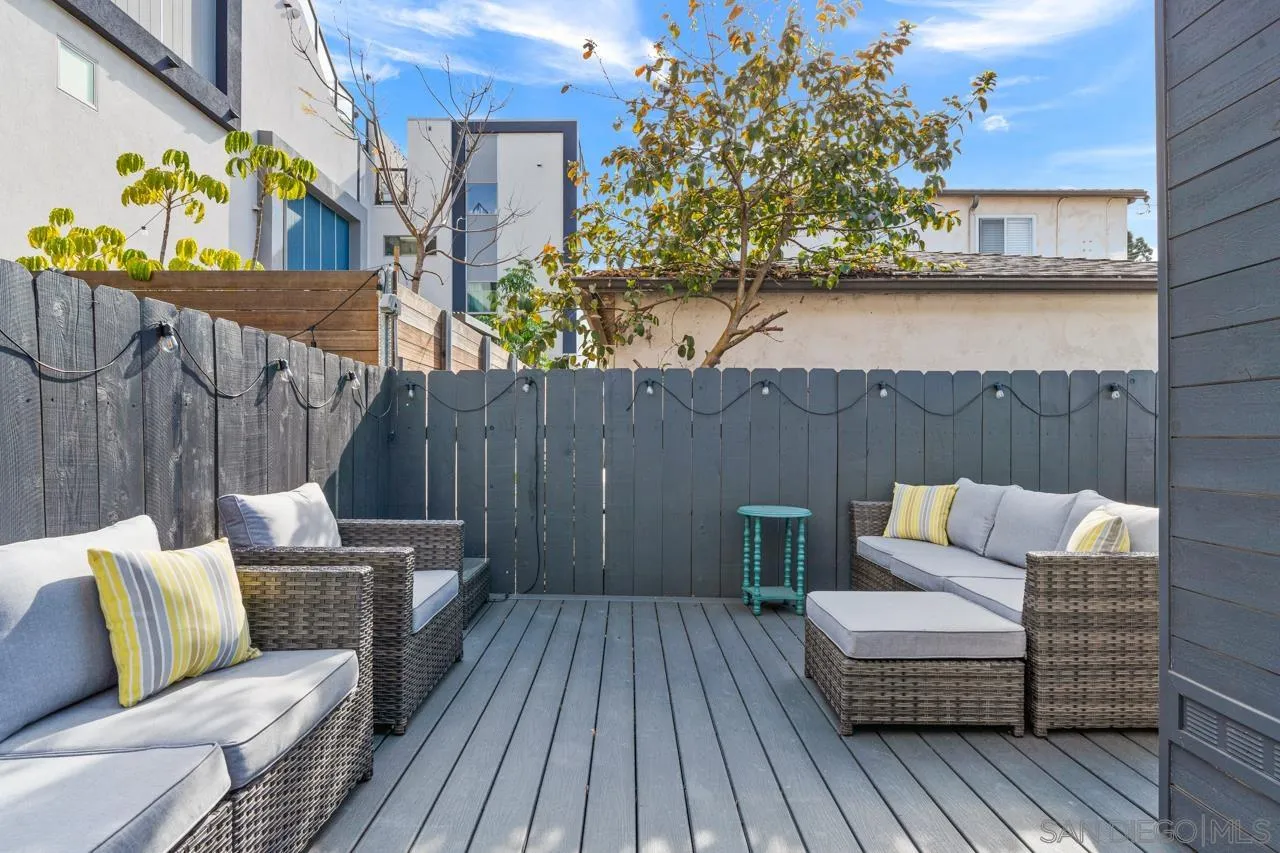 https://cdn.realtyfeed.com/cdn/127/260012465/3ab9c7b7e6b6f2b225484592eaaba8fd.webp