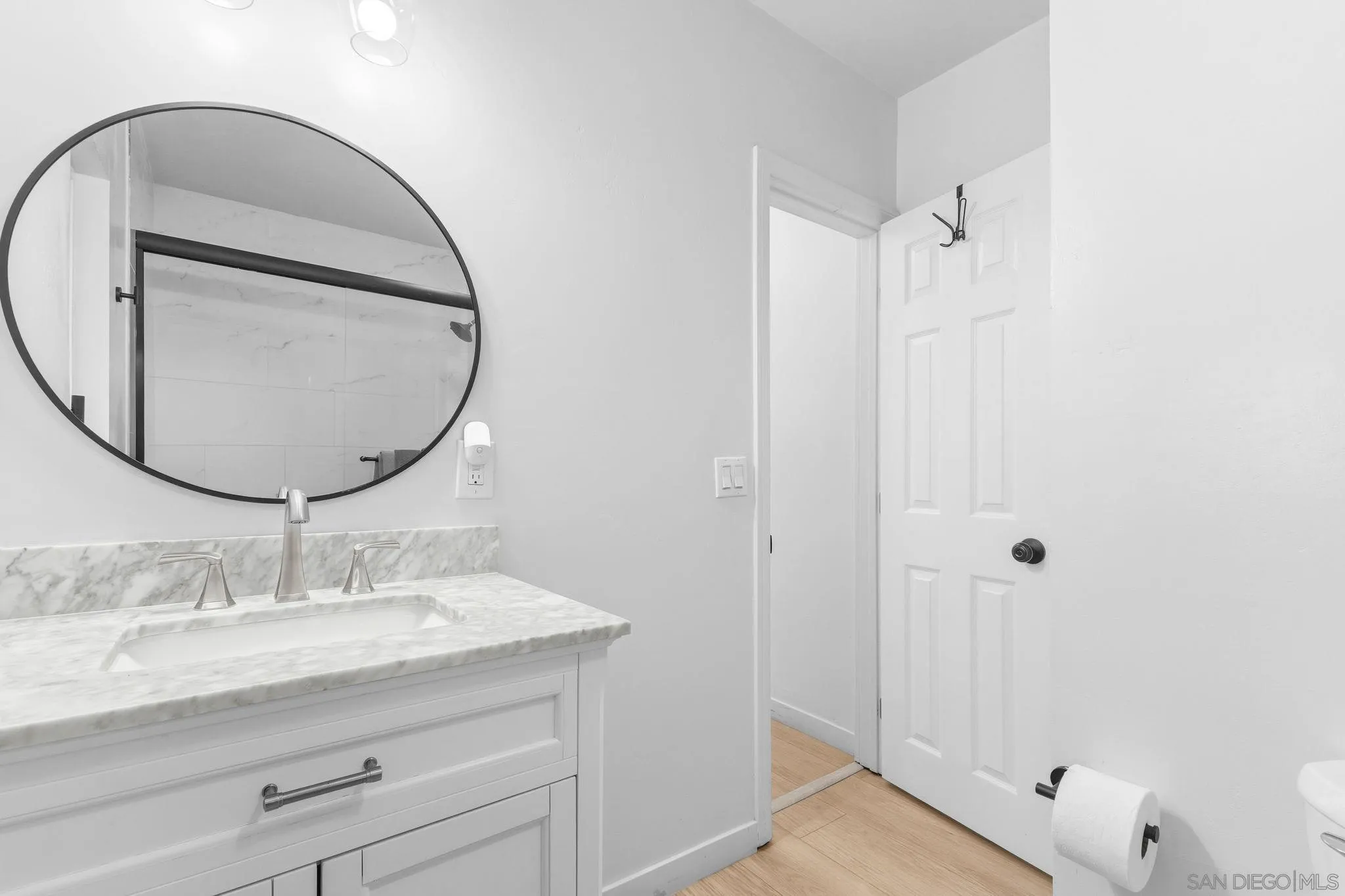 https://cdn.realtyfeed.com/cdn/127/260012465/61eb622e7606dfb825641a0d952829c0.webp